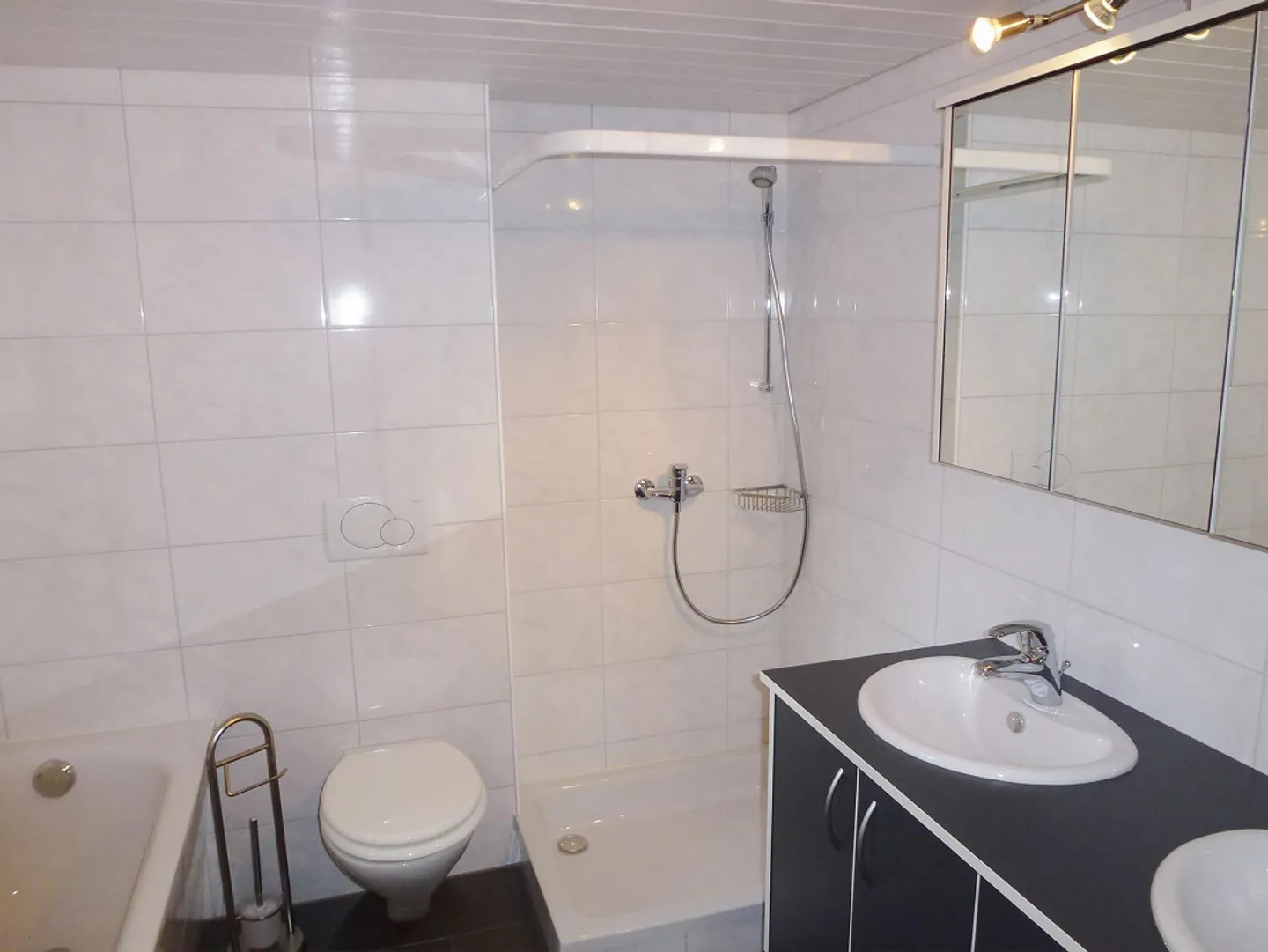 Appartement 4.5 pièces avec grande terrasse et vue fantastique - Photo 15 sur 20