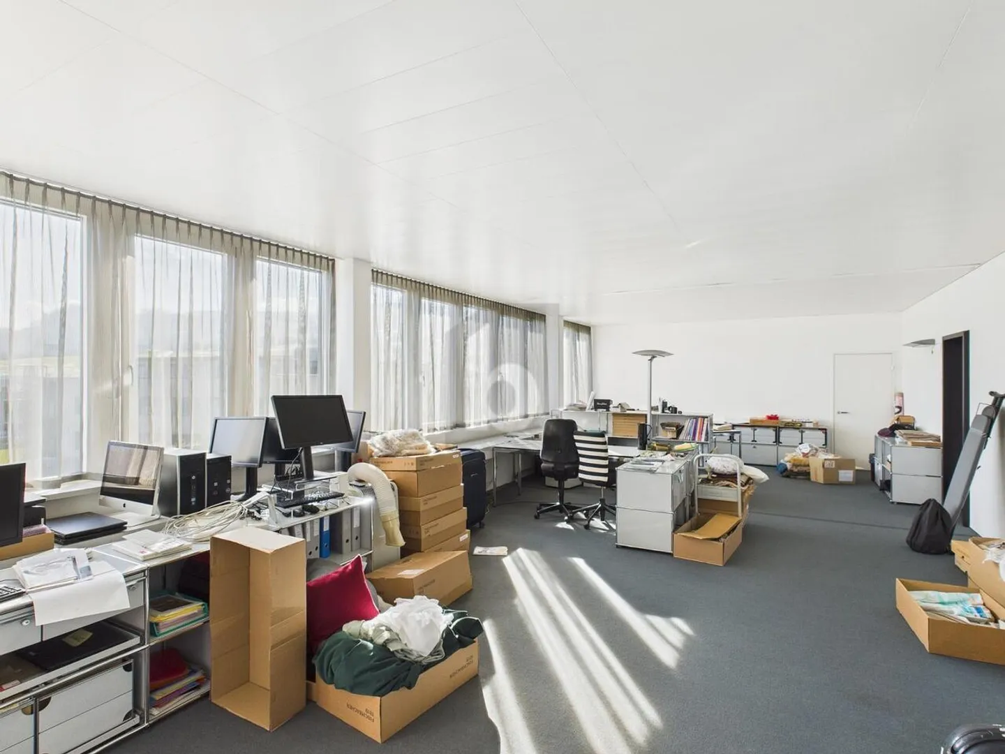 Modernes Büro in zentraler Lage - Foto 2 von 6