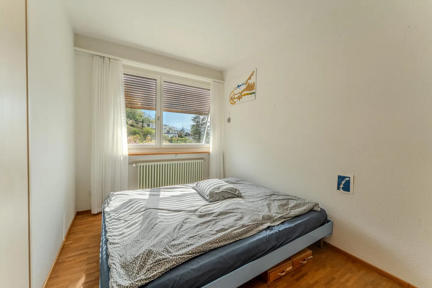 Spacious Single-Family Home with Idyllic Garden in a Quiet Location - Photo 18 of 28