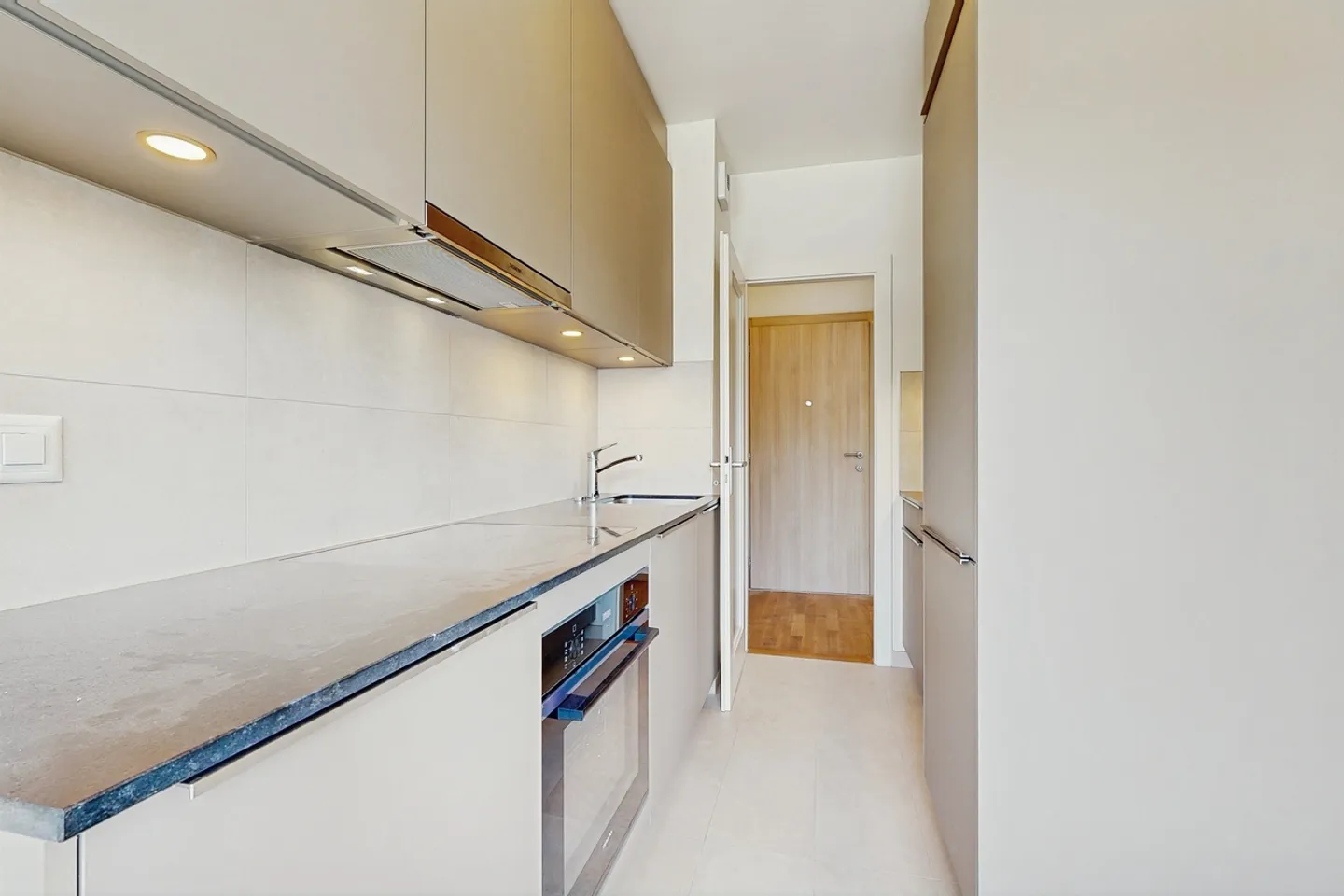 Superb family accommodation with unobstructed view - Photo 6 of 6