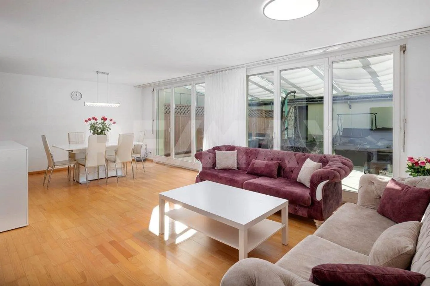 Appartement en duplex spacieux de 5,5 pièces avec jardin bien entretenu sur Gasterweg ... - Photo 4 sur 13