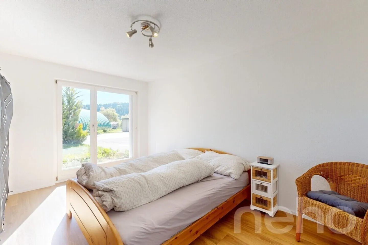 Beautiful 9-room single-family home with a separate apartment in Madetswil (ZH) - Photo 10 of 12