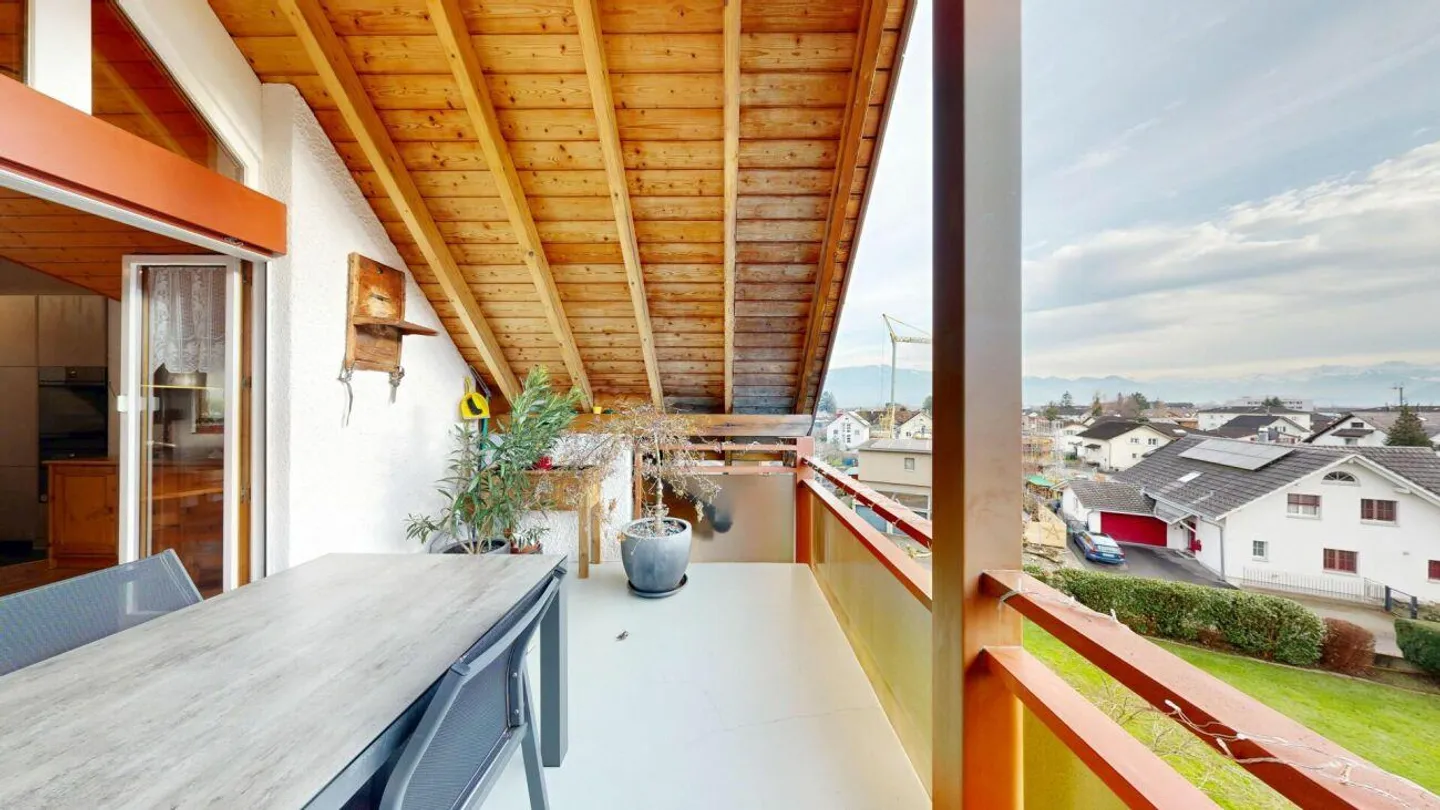 Penthouse spacieux avec balcons - Photo 4 sur 15