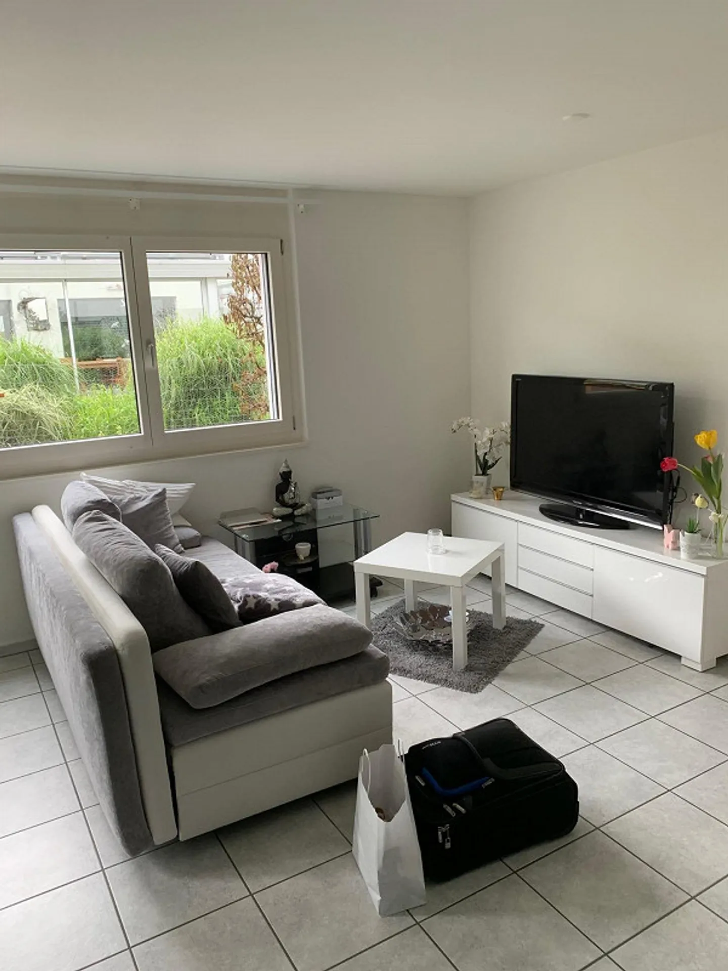 Appartement moderne 2 pièces - Photo 1 sur 4