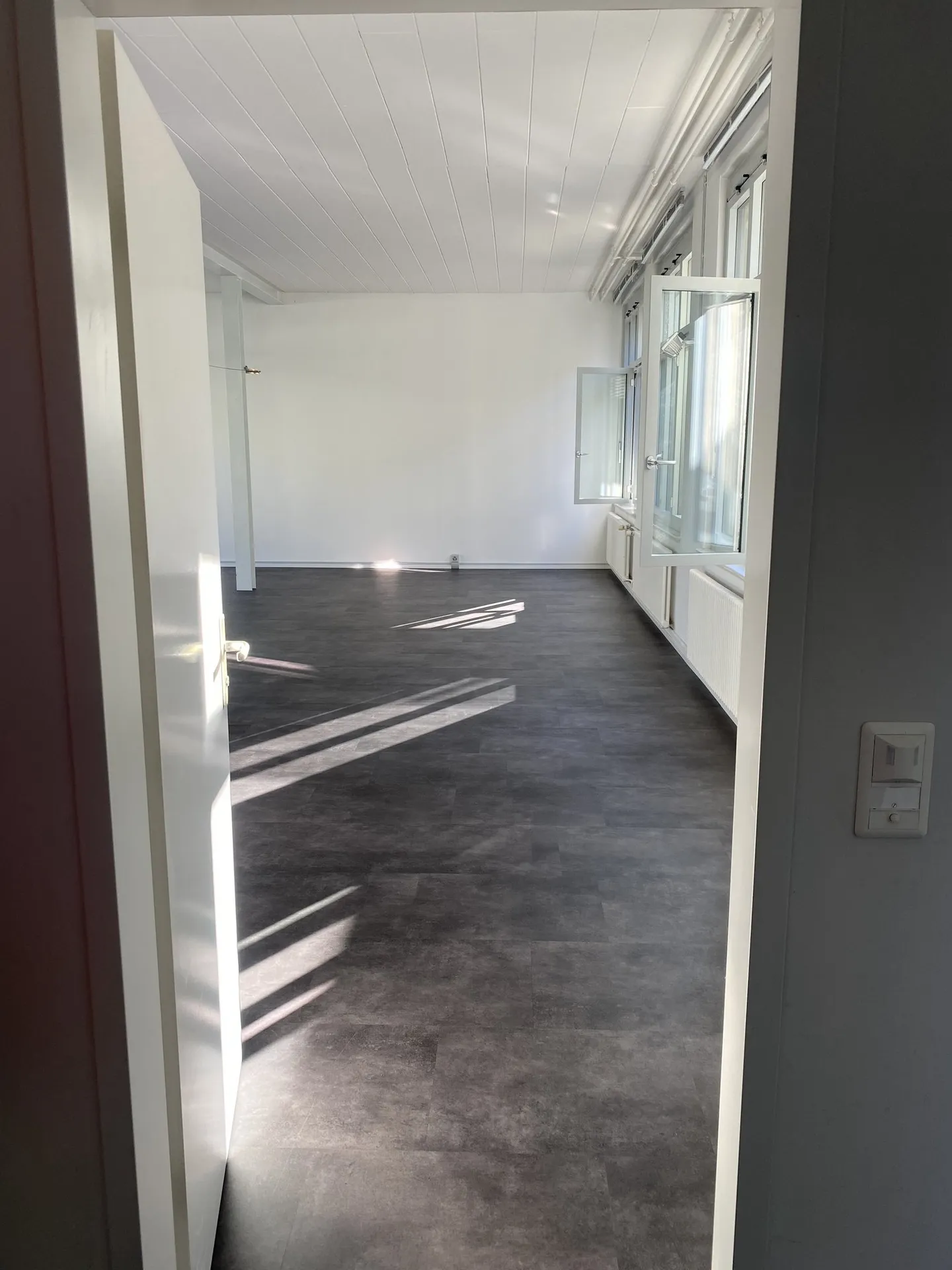 Vielseitig nutzbarer Gewerberaum in Schöftland - Foto 2 von 6