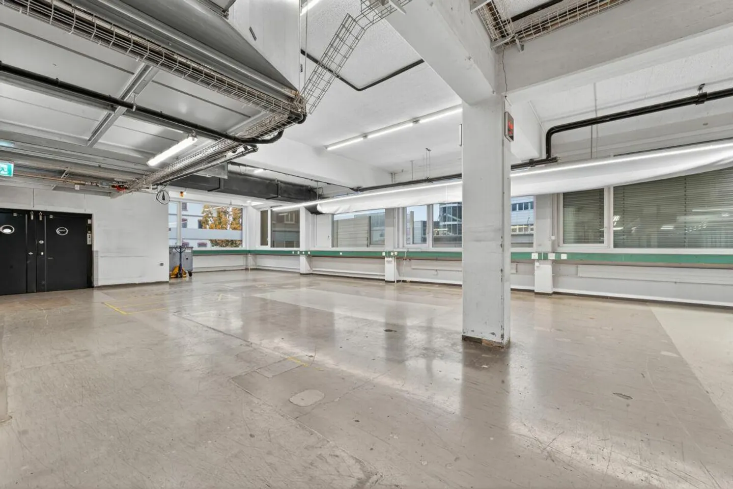Propriété de bureau et commerciale attrayante à Kriens - Photo 9 sur 9