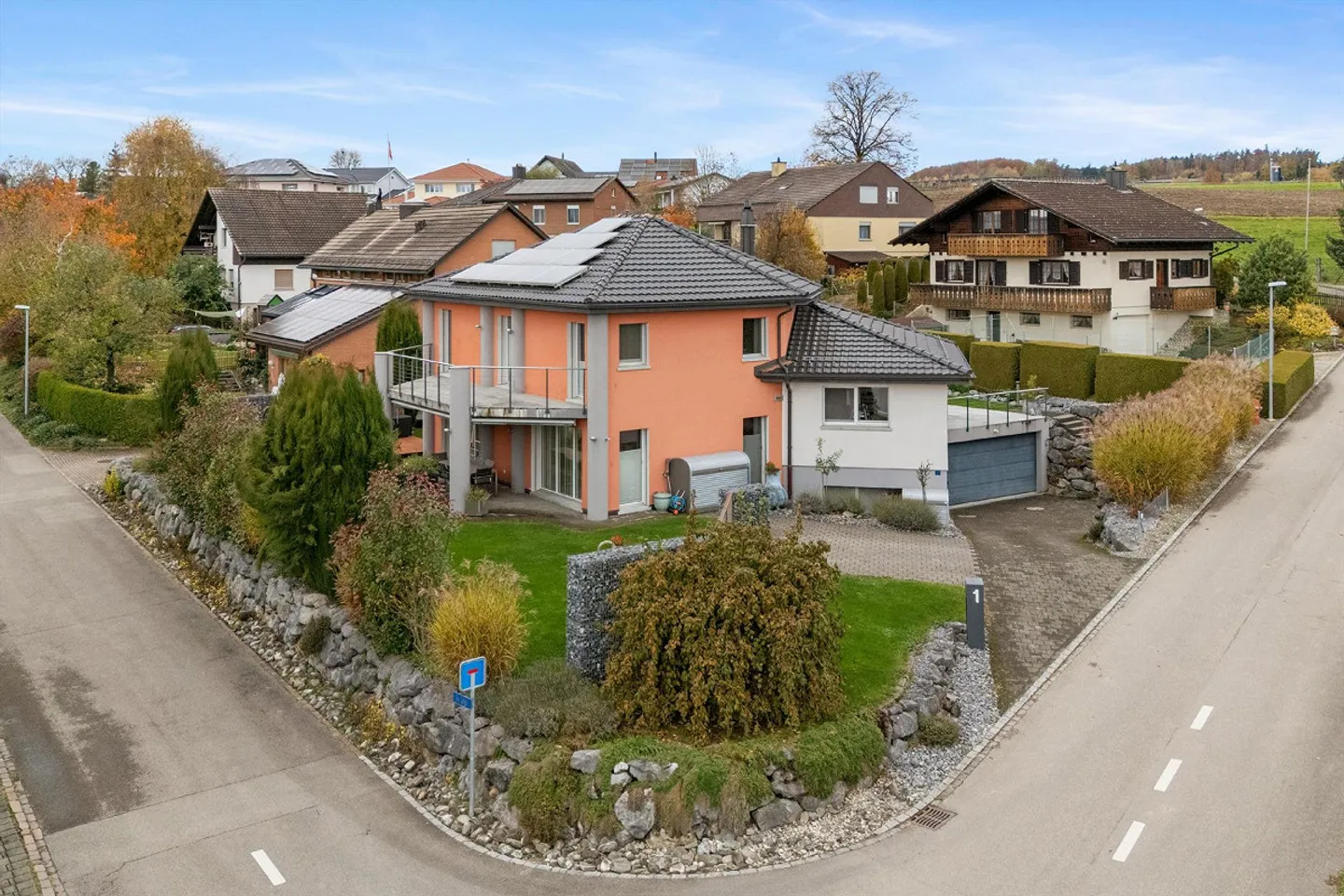 Casa unifamiliare esclusiva e moderna in costruzione solida di alta qualità - Foto 2 di 42