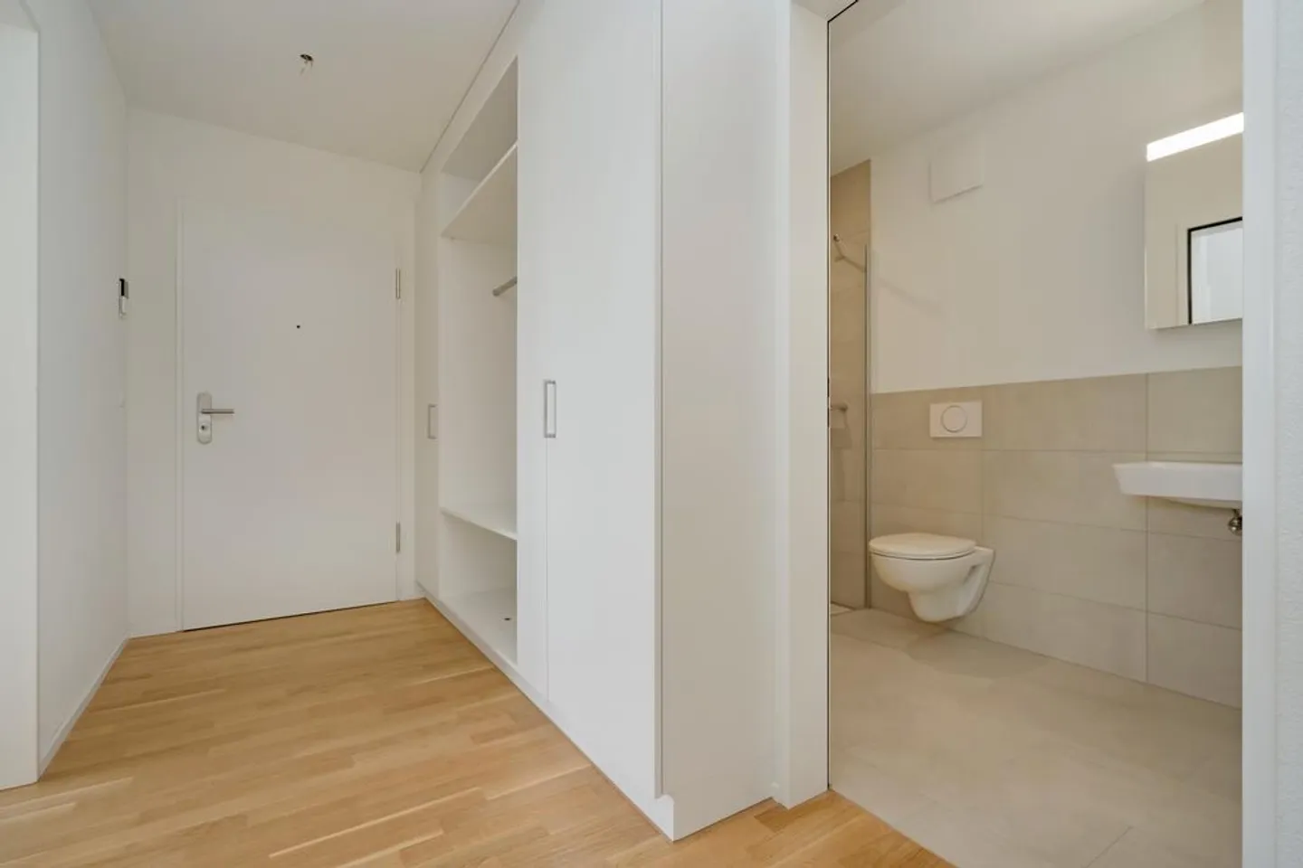Moderne 3.5 Zimmer Wohnung - Foto 3 von 12