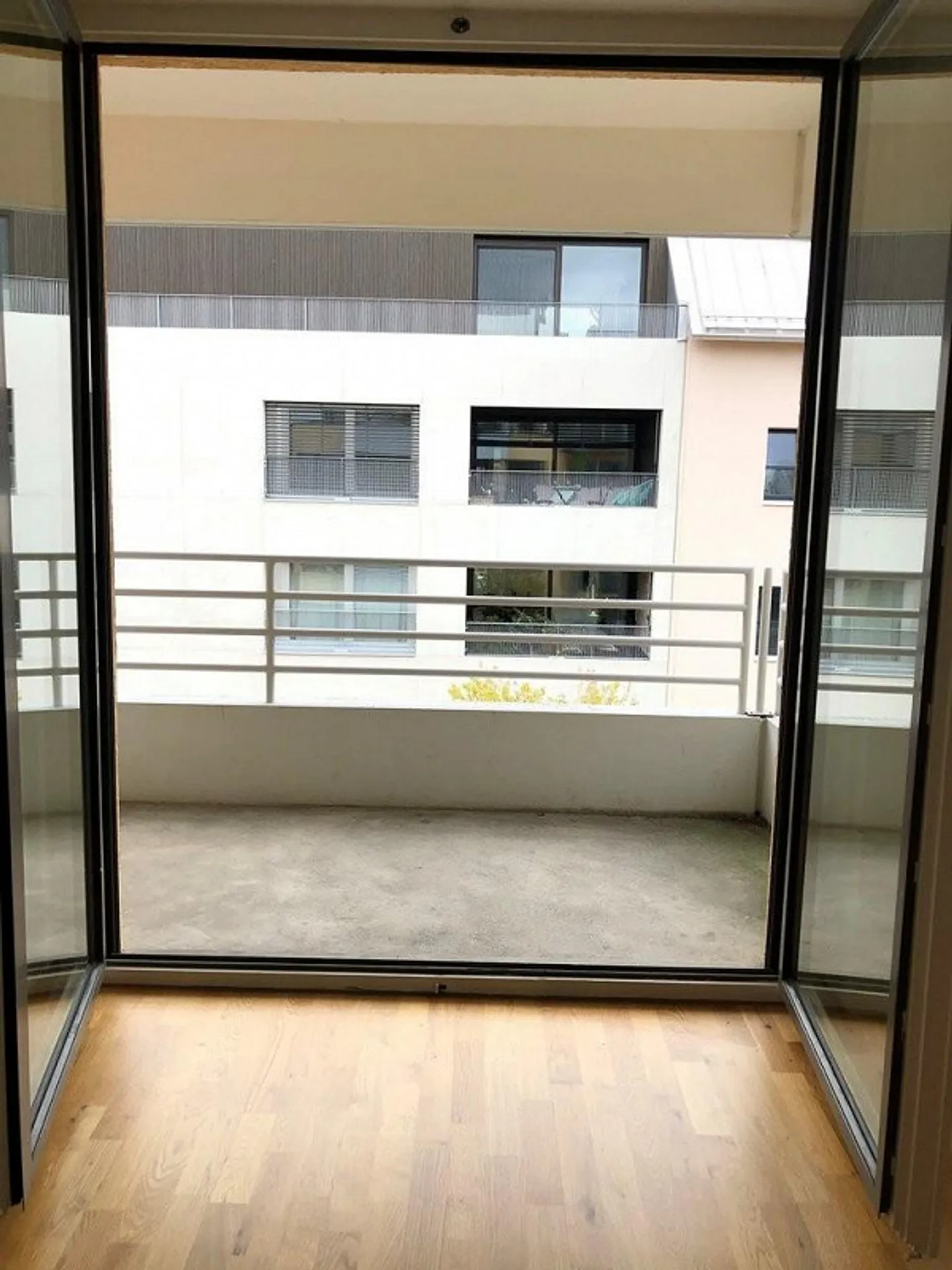 Belle appartement 2 pièces près de la gare SBB - Photo 7 sur 8