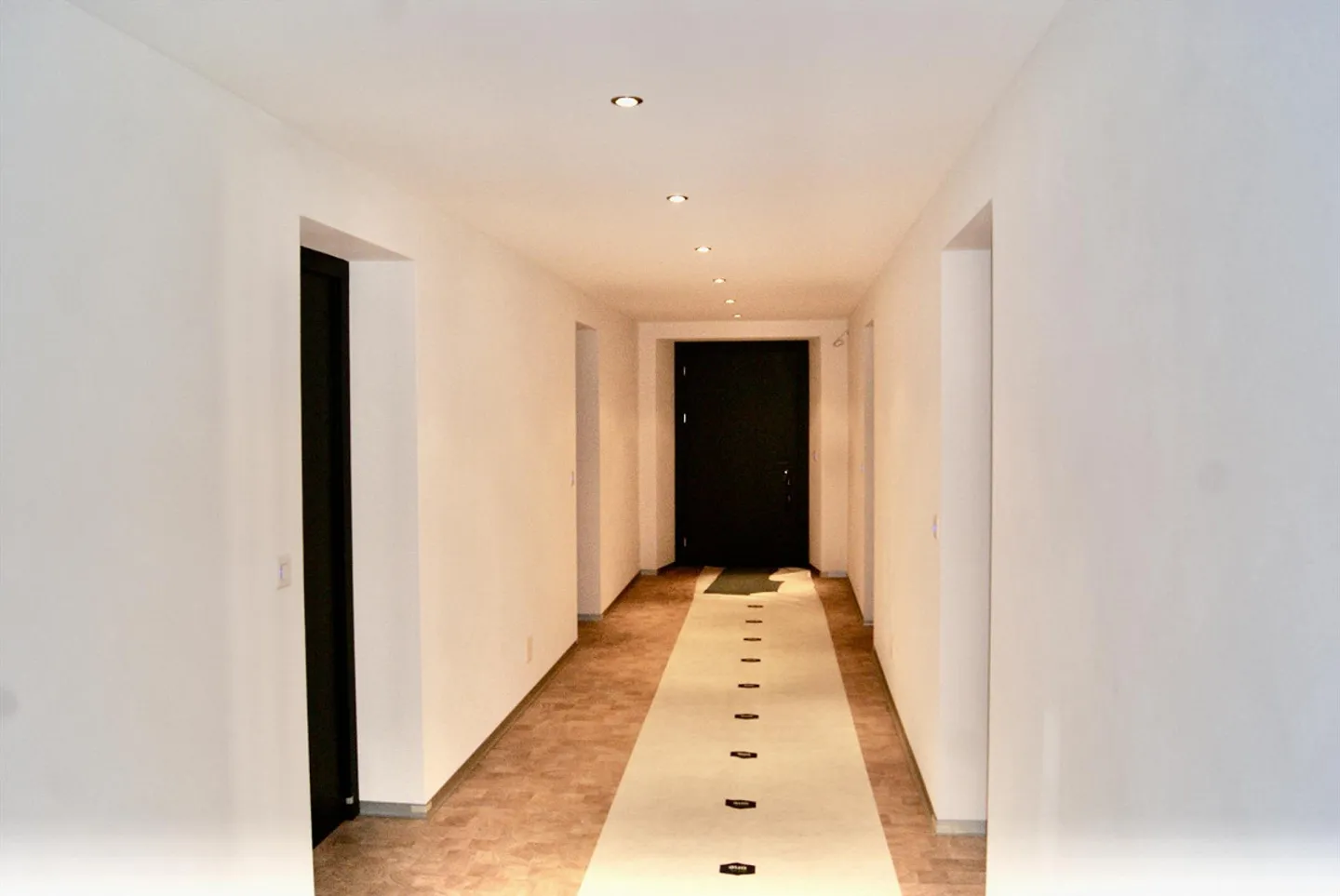 Moderne 3.5 Zimmer Wohnung - Foto 3 von 6