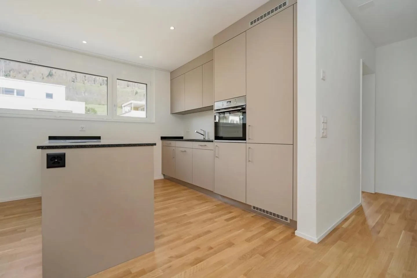Moderne 3.5 Zimmer Wohnung - Foto 8 von 12
