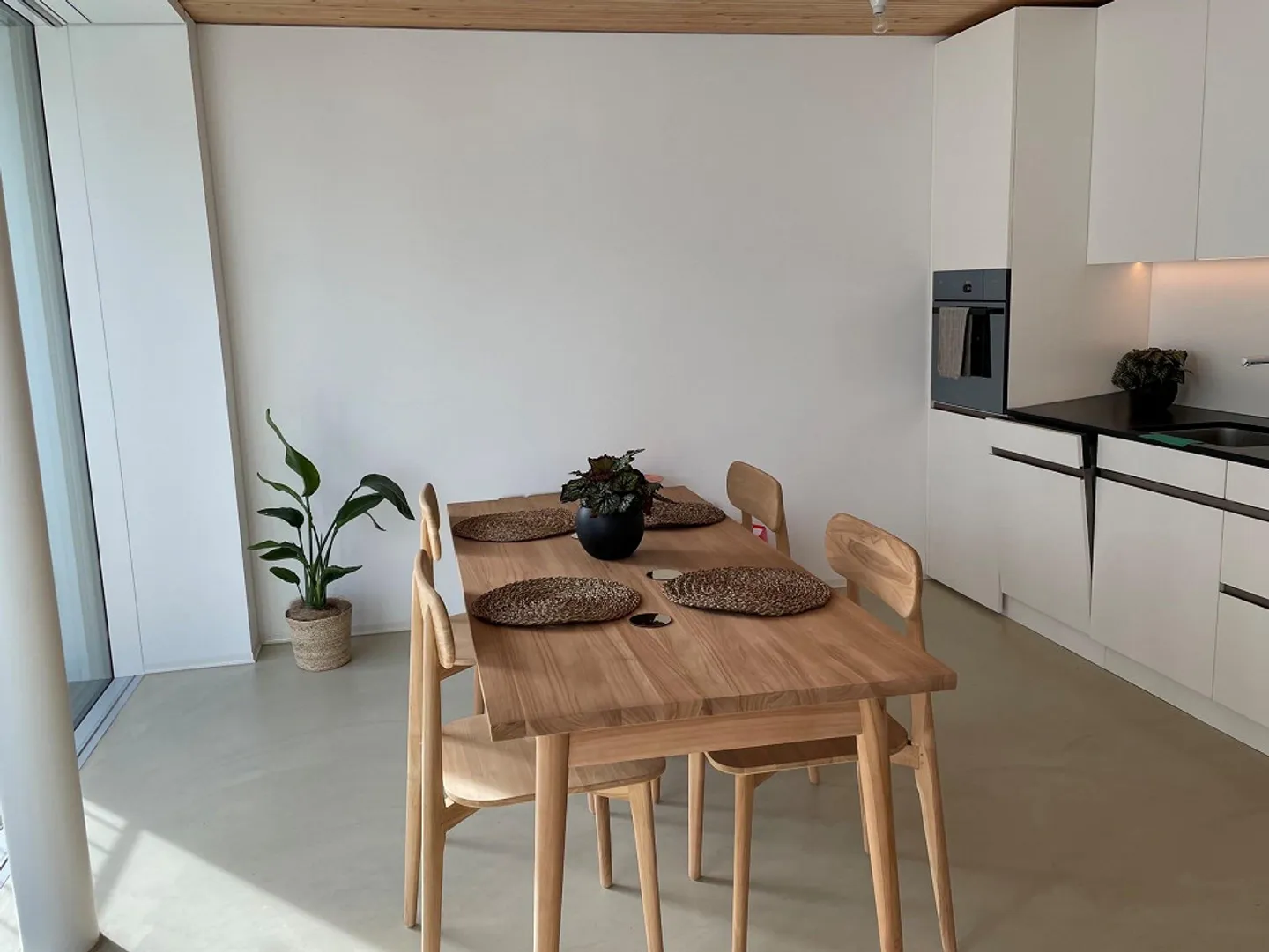 Appartement moderne de 2,5 pièces proche du lac - Photo 2 sur 10