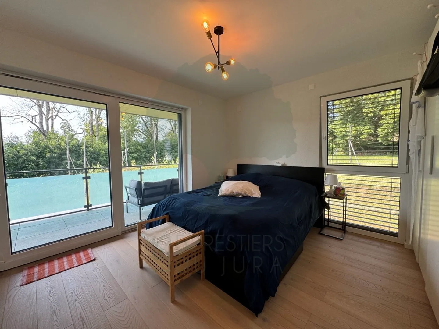 Charming family home with 4.5 rooms and beautiful volumes - Photo 25 of 32
