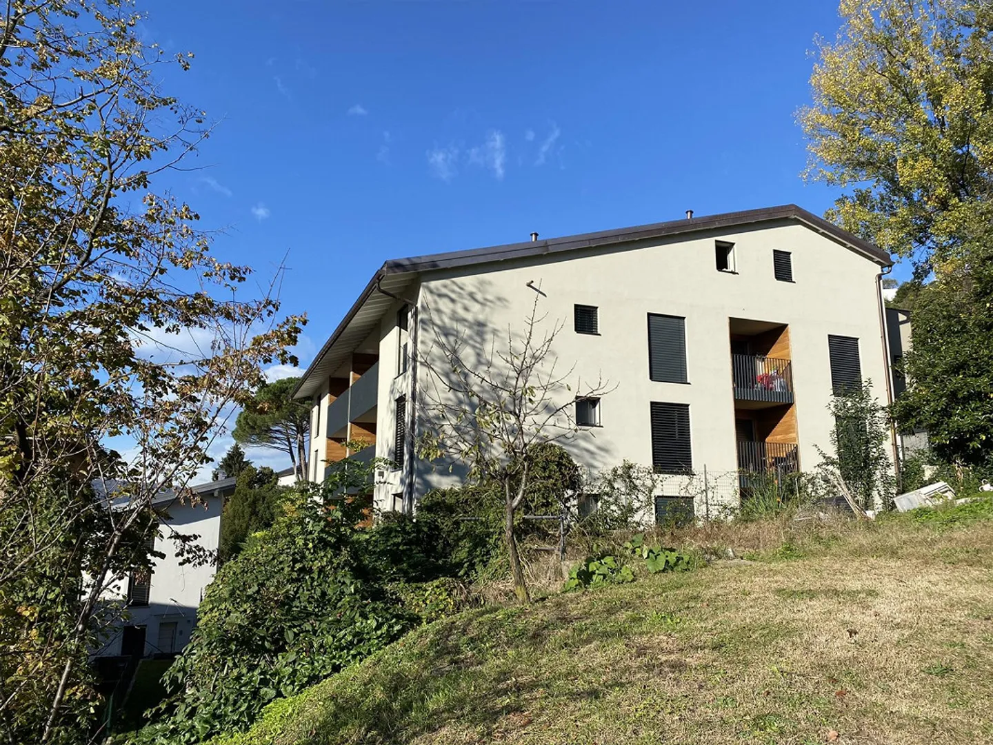 MODERNO APPARTAMENTO 3.5 LOCALI CON AMPIA TERRAZZA - Foto 1 di 7