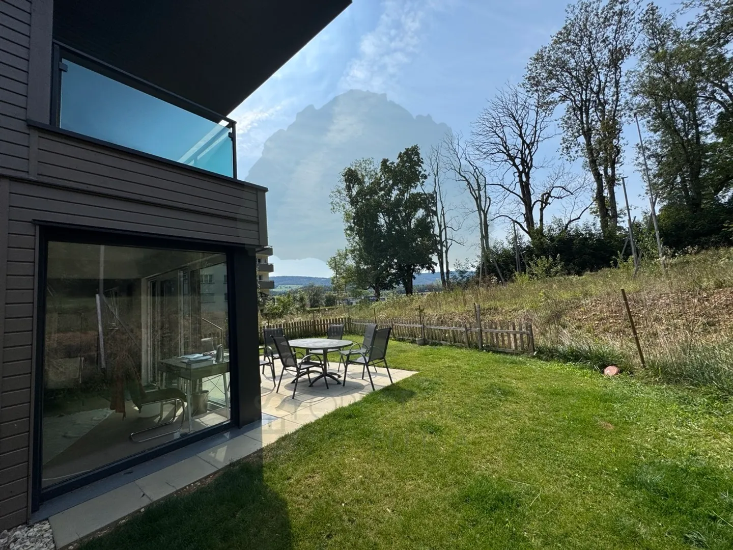 Charming family home with 4.5 rooms and beautiful volumes - Photo 32 of 32