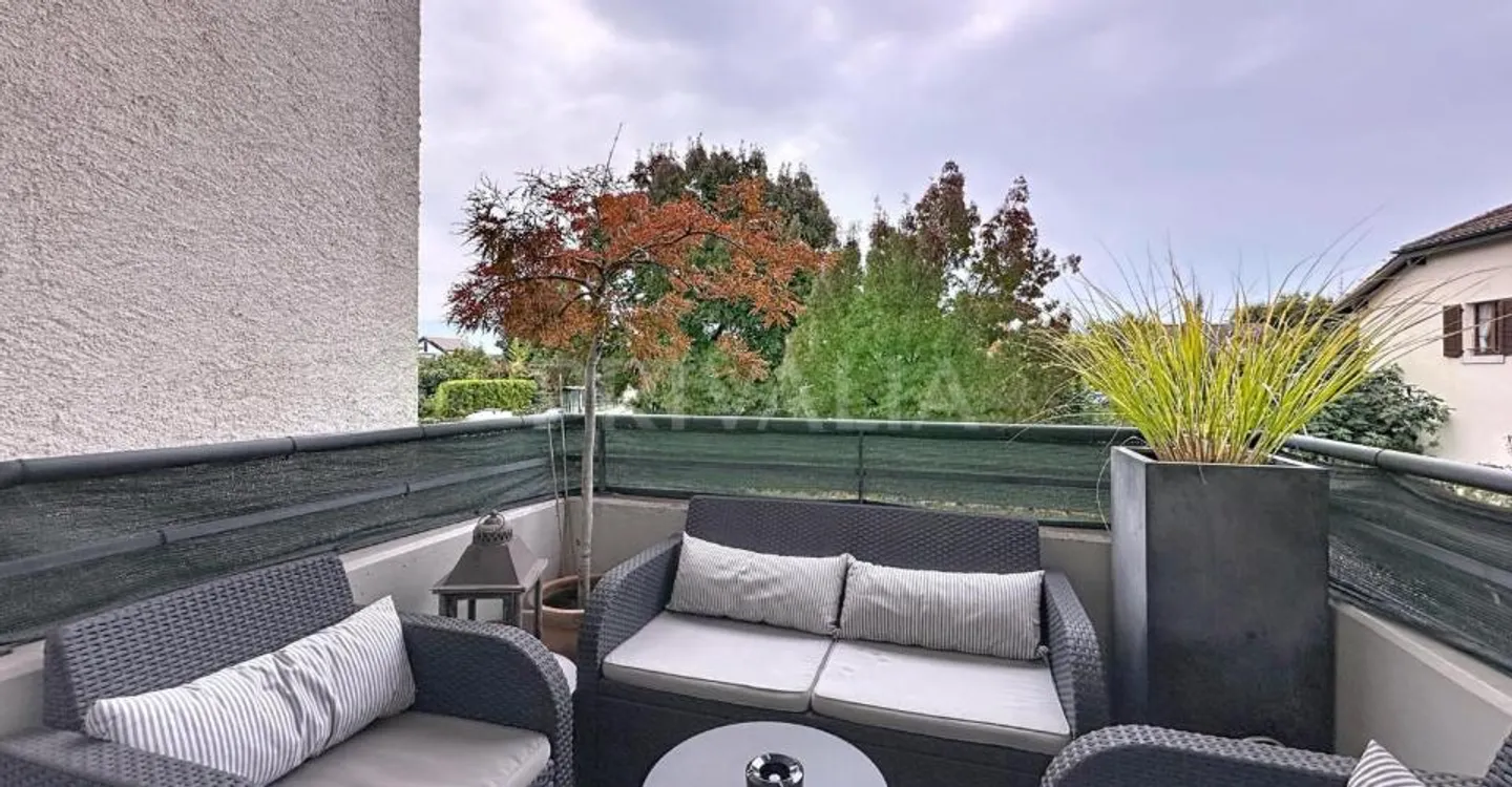 Grand renovated duplex of 235 m2 - Bernex - Photo 3 of 9