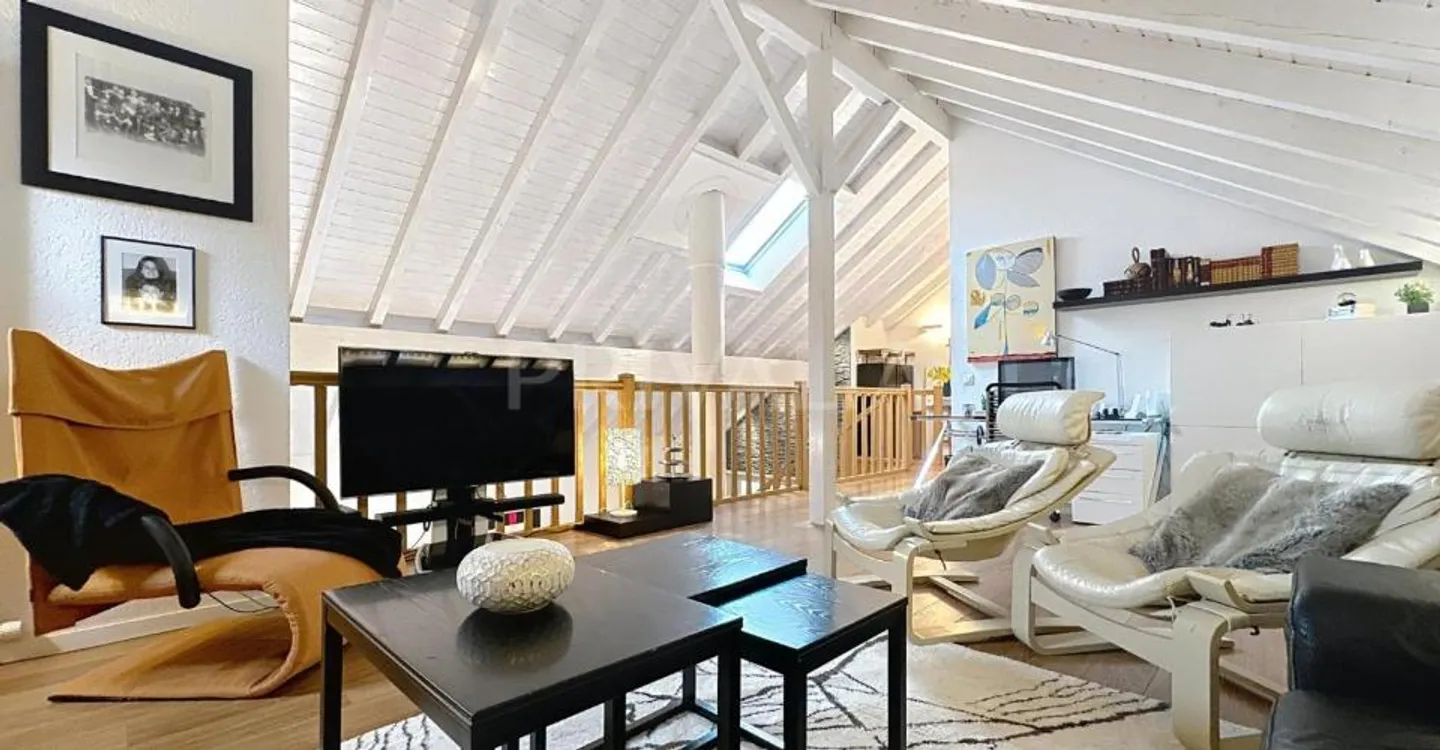 Grand renovated duplex of 235 m2 - Bernex - Photo 8 of 9