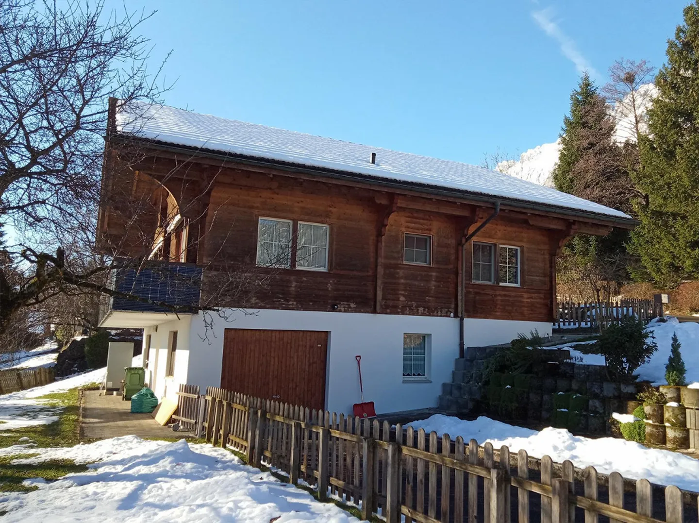 Wooden house with plenty of comfort - Photo 1 of 7