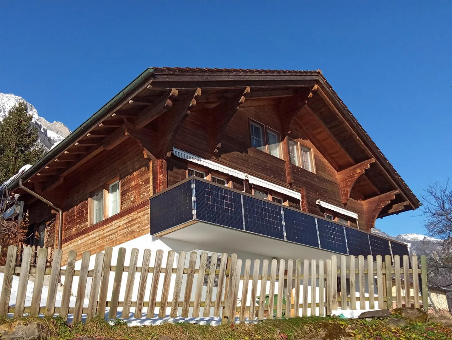 Wooden house with plenty of comfort - Photo 3 of 7