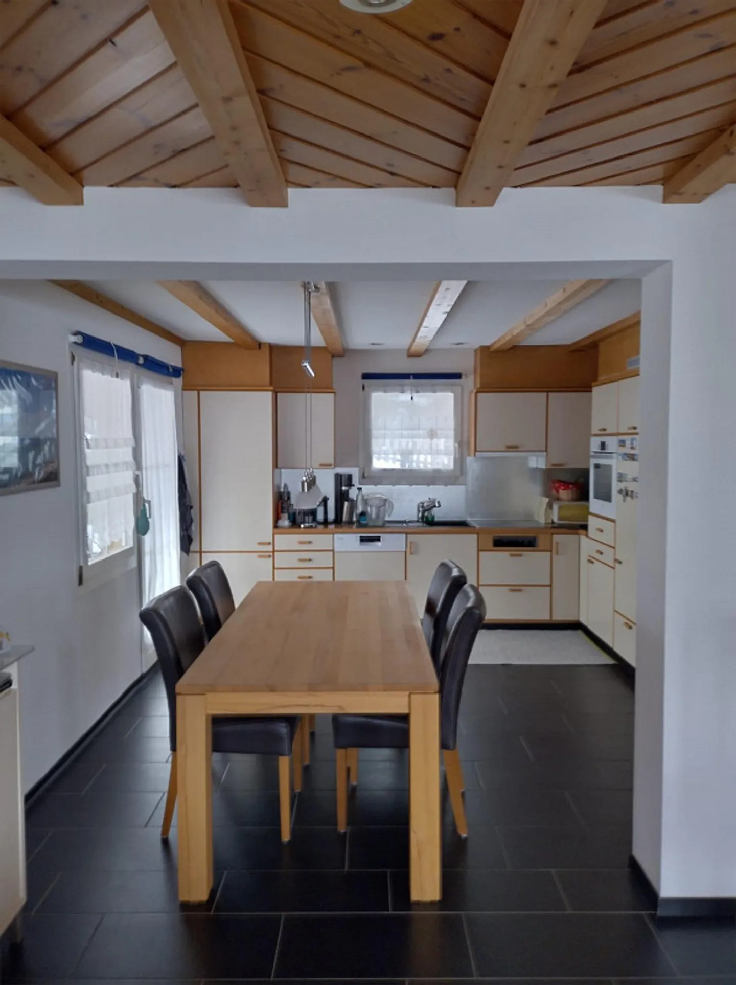 Wooden house with plenty of comfort - Photo 4 of 7