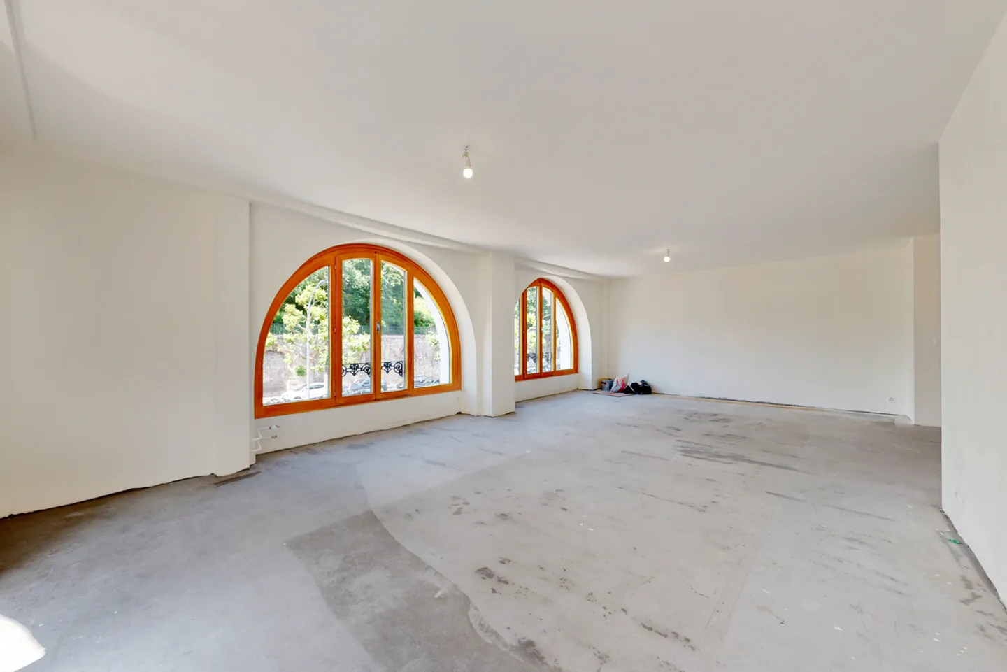 Fascino e carattere per questi uffici. - Foto 8 di 10