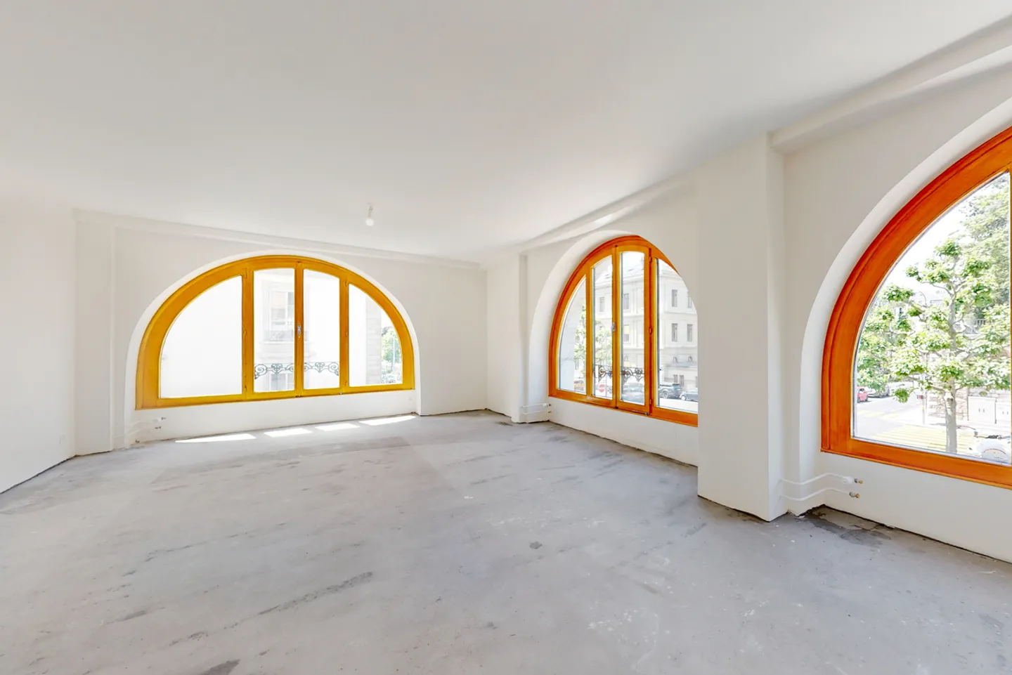 Fascino e carattere per questi uffici. - Foto 9 di 10