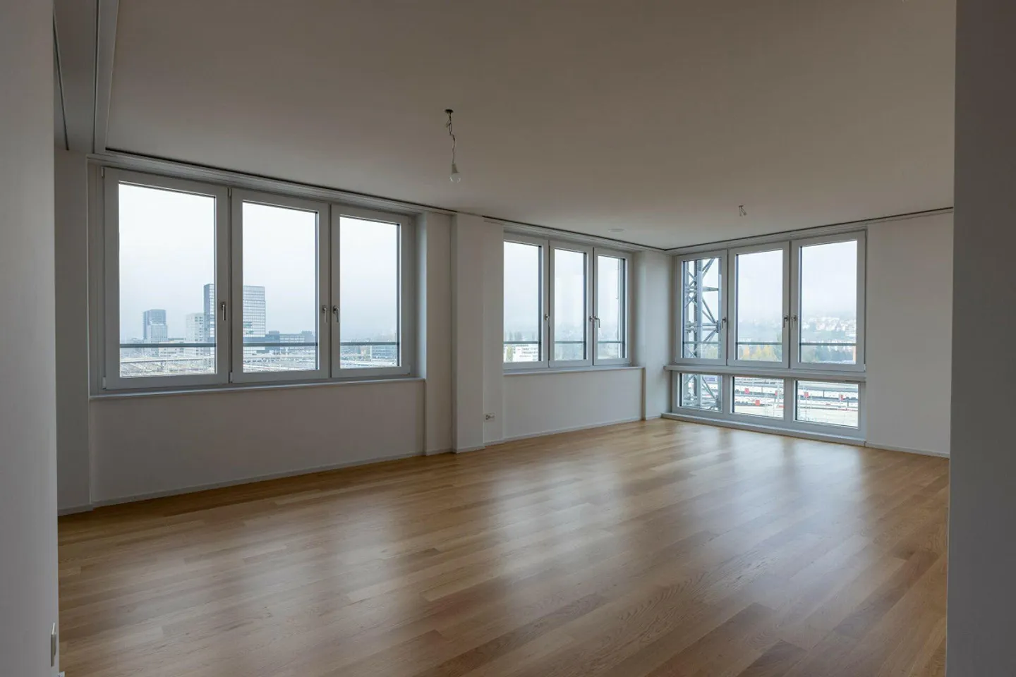Bellissimo appartamento di 3,5 stanze disponibile il 18.12 in una posizione fantastica a Zurigo Altstetten - Foto 11 di 12