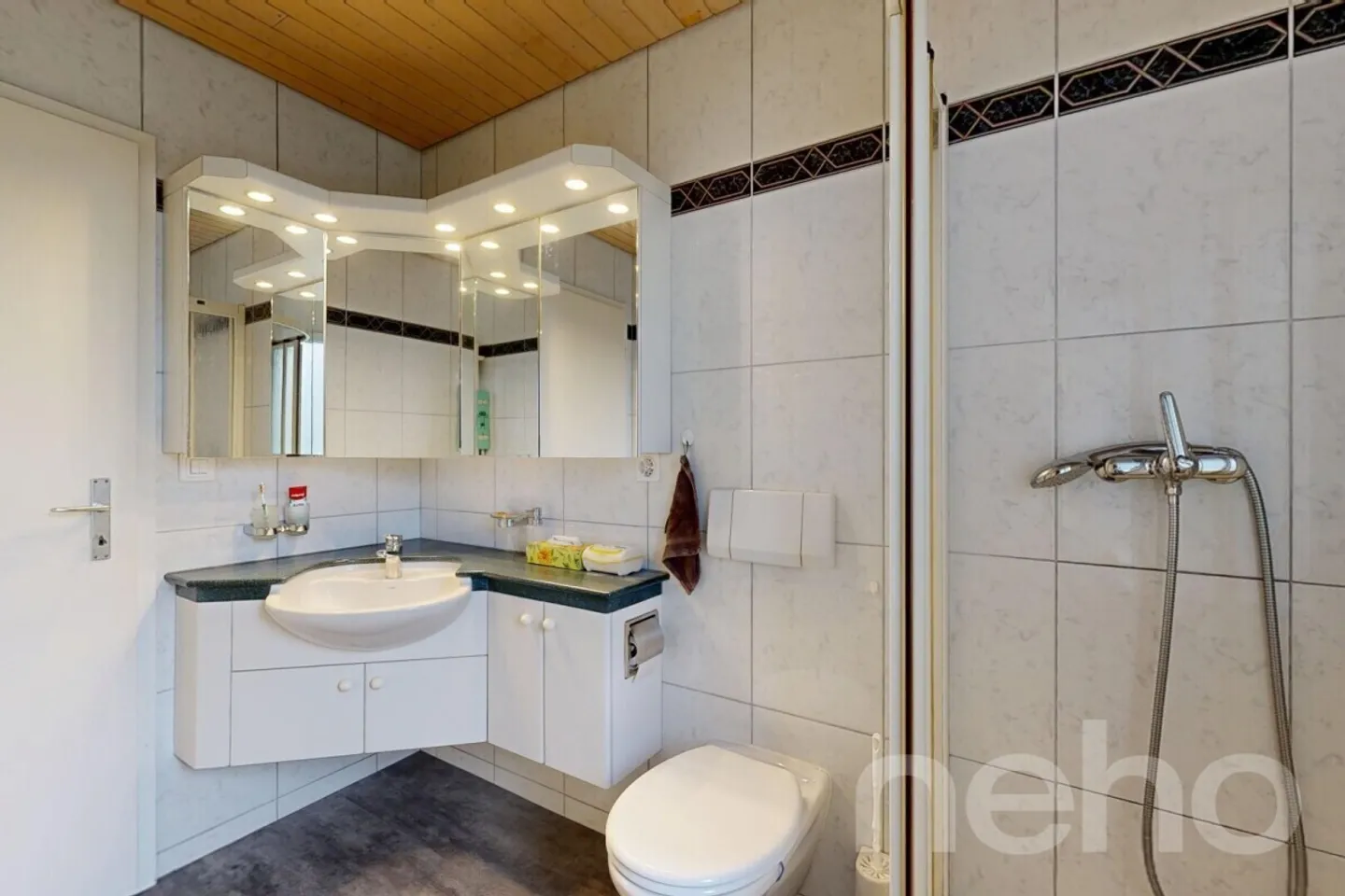 Cozy 3.5-room garden apartment with winter garden in Speicher - Photo 10 of 12