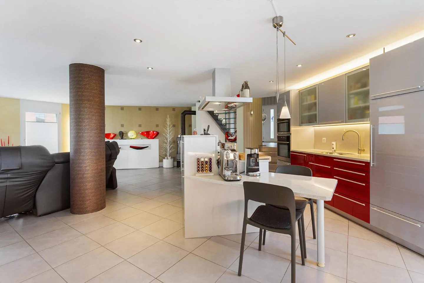 Casa unifamiliare esclusiva e moderna in costruzione solida di alta qualità - Foto 21 di 42