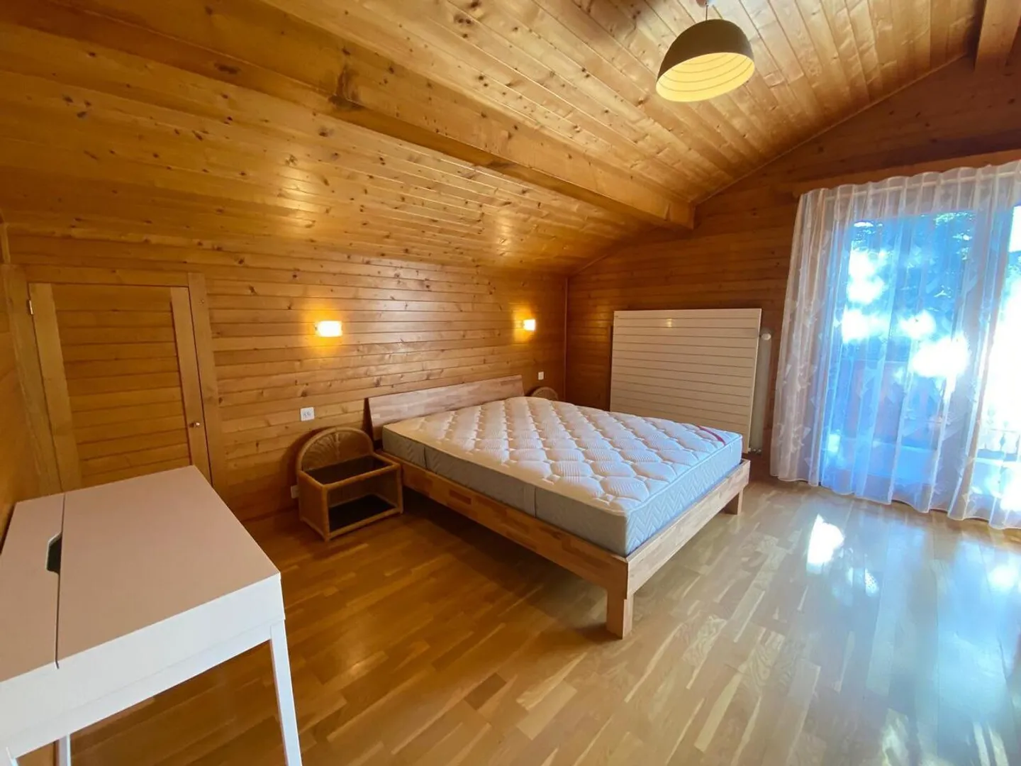 Bel appartamento di 3 locali in affitto tutto l'anno, vicino al centro di Crans - Foto 5 di 26