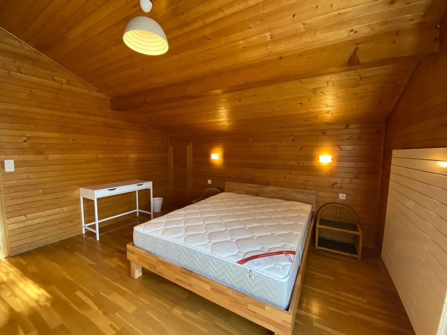 Bel appartamento di 3 locali in affitto tutto l'anno, vicino al centro di Crans - Foto 6 di 26