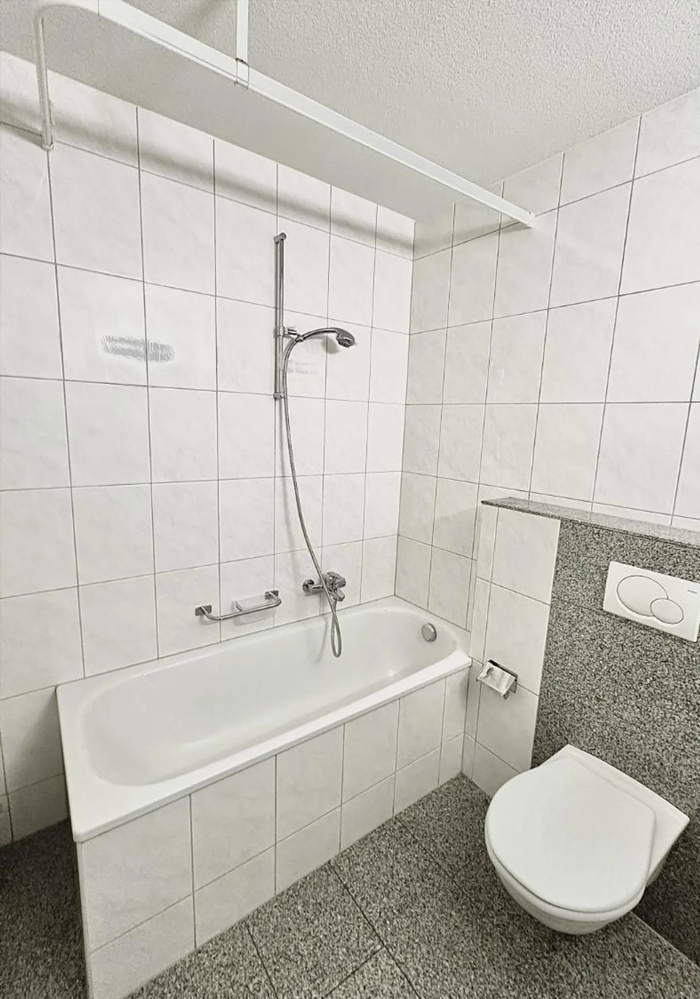 Modernes Apartment in Allschwil - Foto 4 von 8