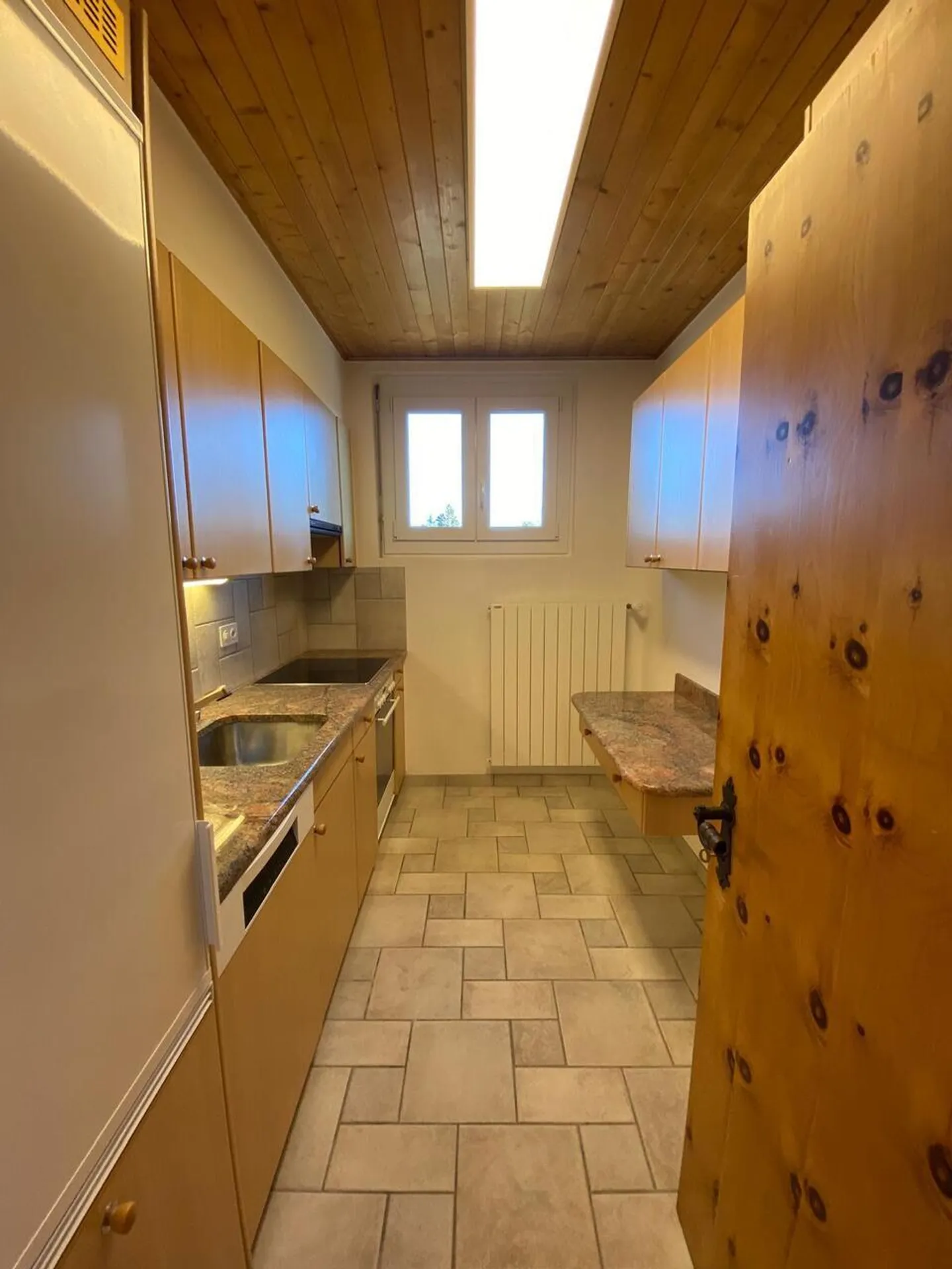 Bel appartamento di 3 locali in affitto tutto l'anno, vicino al centro di Crans - Foto 2 di 26