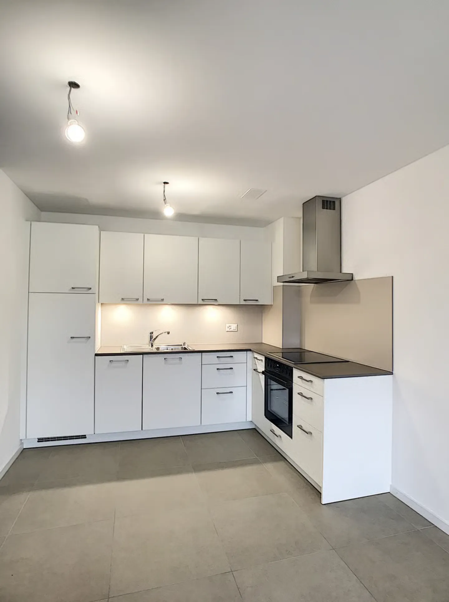 Wohnung mit Rahmen 2,5 Zimmer mit Balkon - Foto 6 von 10