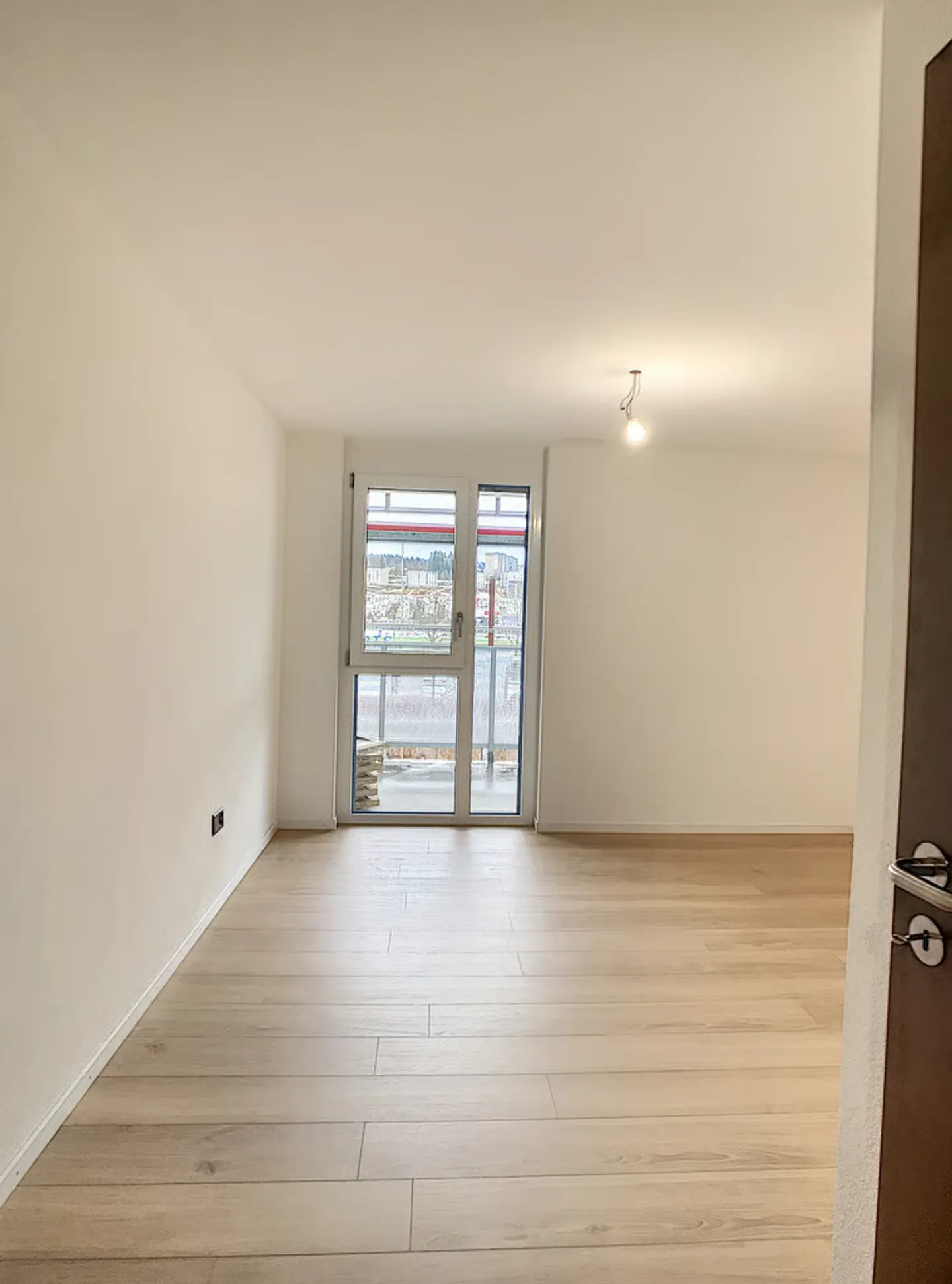 Wohnung mit Rahmen 2,5 Zimmer mit Balkon - Foto 9 von 10
