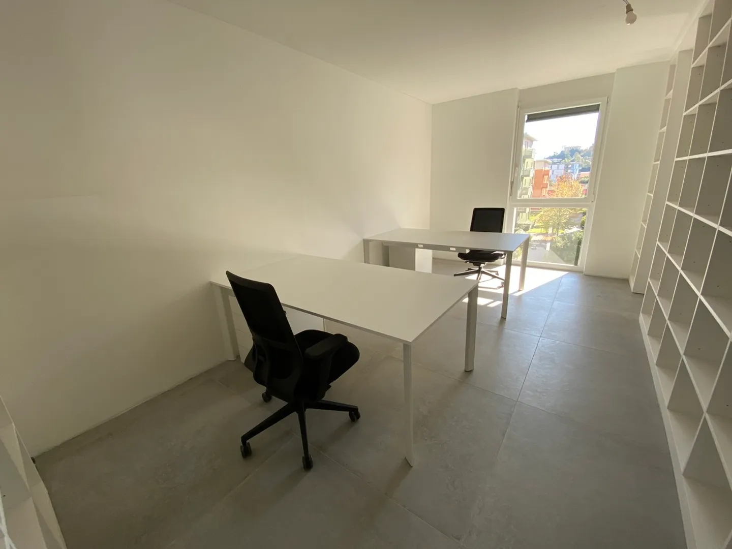 Spazio ufficio in affitto - Foto 3 di 10