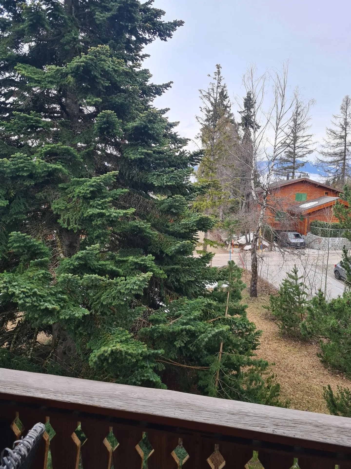 Bel appartamento di 3 locali in affitto tutto l'anno, vicino al centro di Crans - Foto 20 di 26