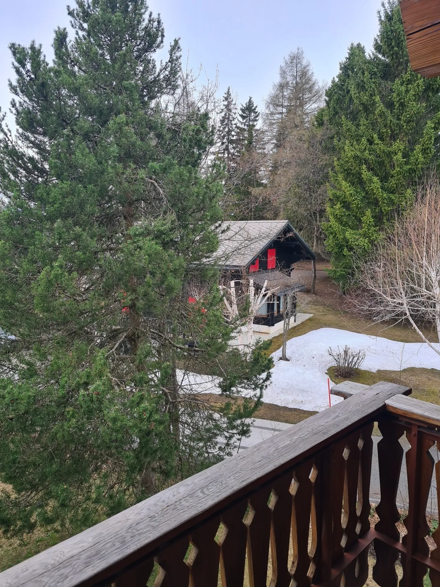 Bel appartamento di 3 locali in affitto tutto l'anno, vicino al centro di Crans - Foto 21 di 26