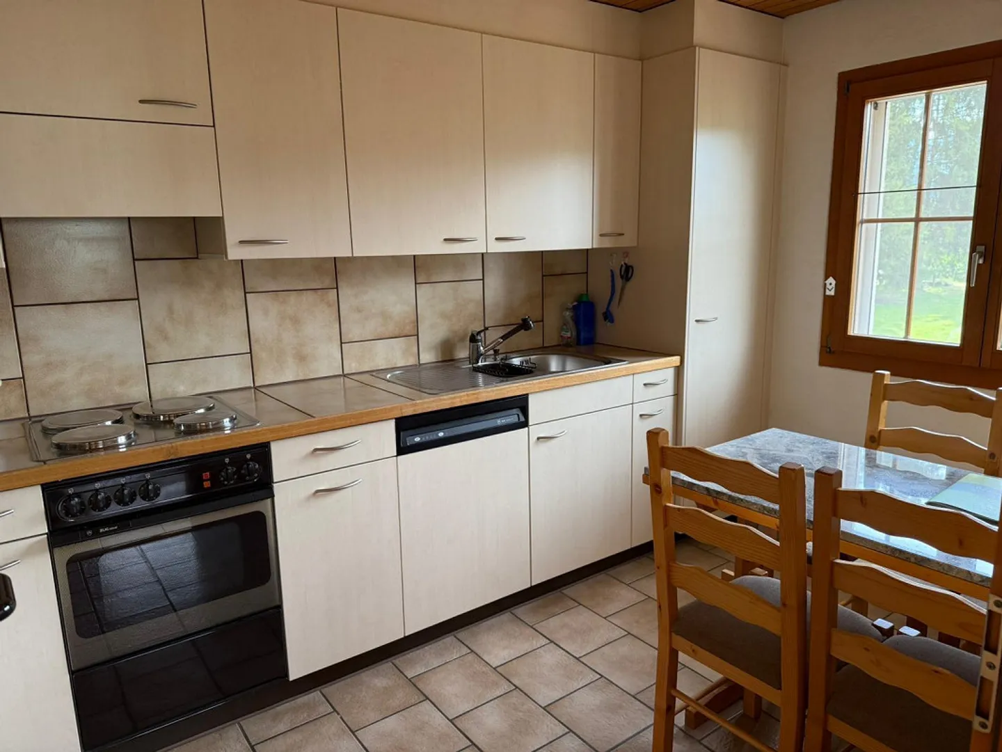 Charming, fully furnished 3 1/2-room apartment - Photo 8 of 11