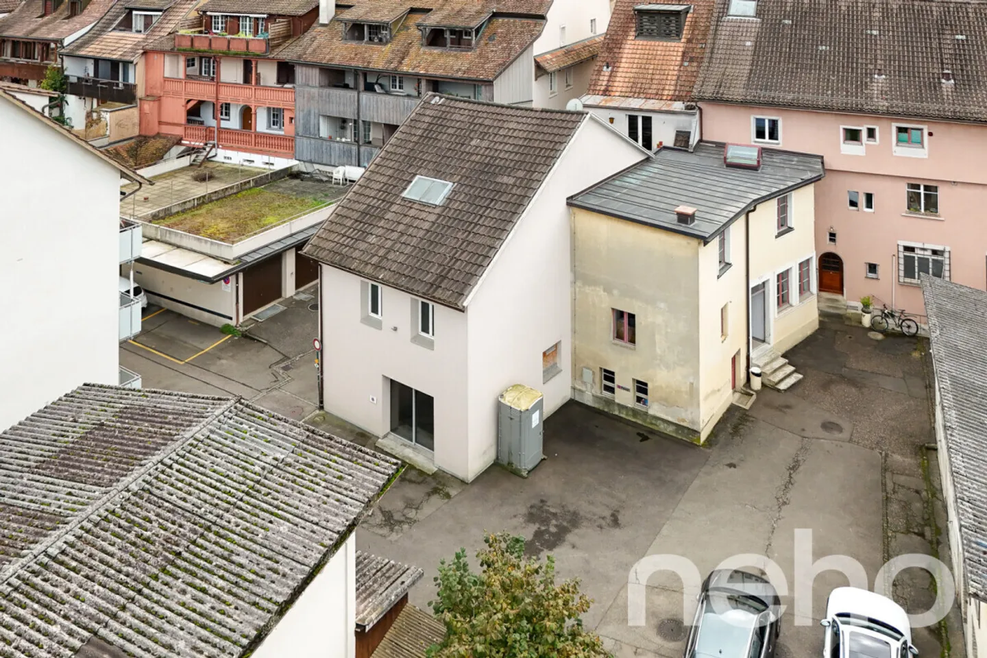 Affascinante casa plurifamiliare con potenziale di sviluppo a Sissach - Foto 11 di 13