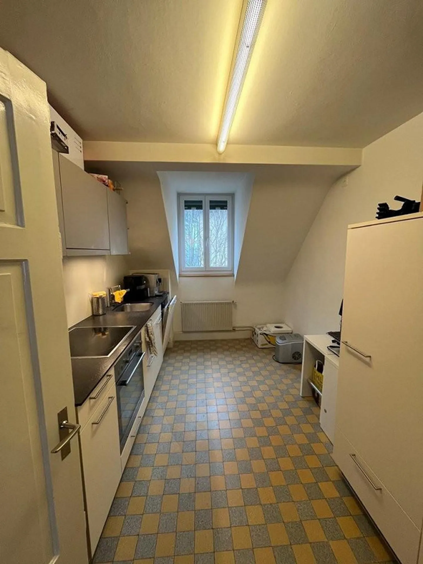 Dachwohnung mit viel Licht und Luft im Riethüsli - Foto 2 von 8