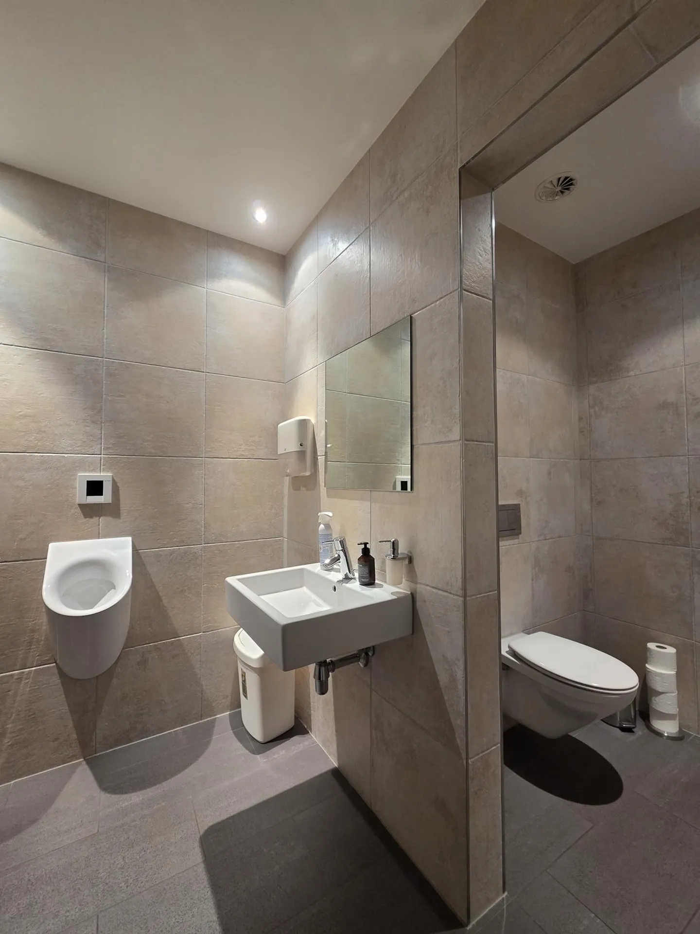 Doppel-Büro im steuergünstigen Schindellegi - Foto 8 von 11