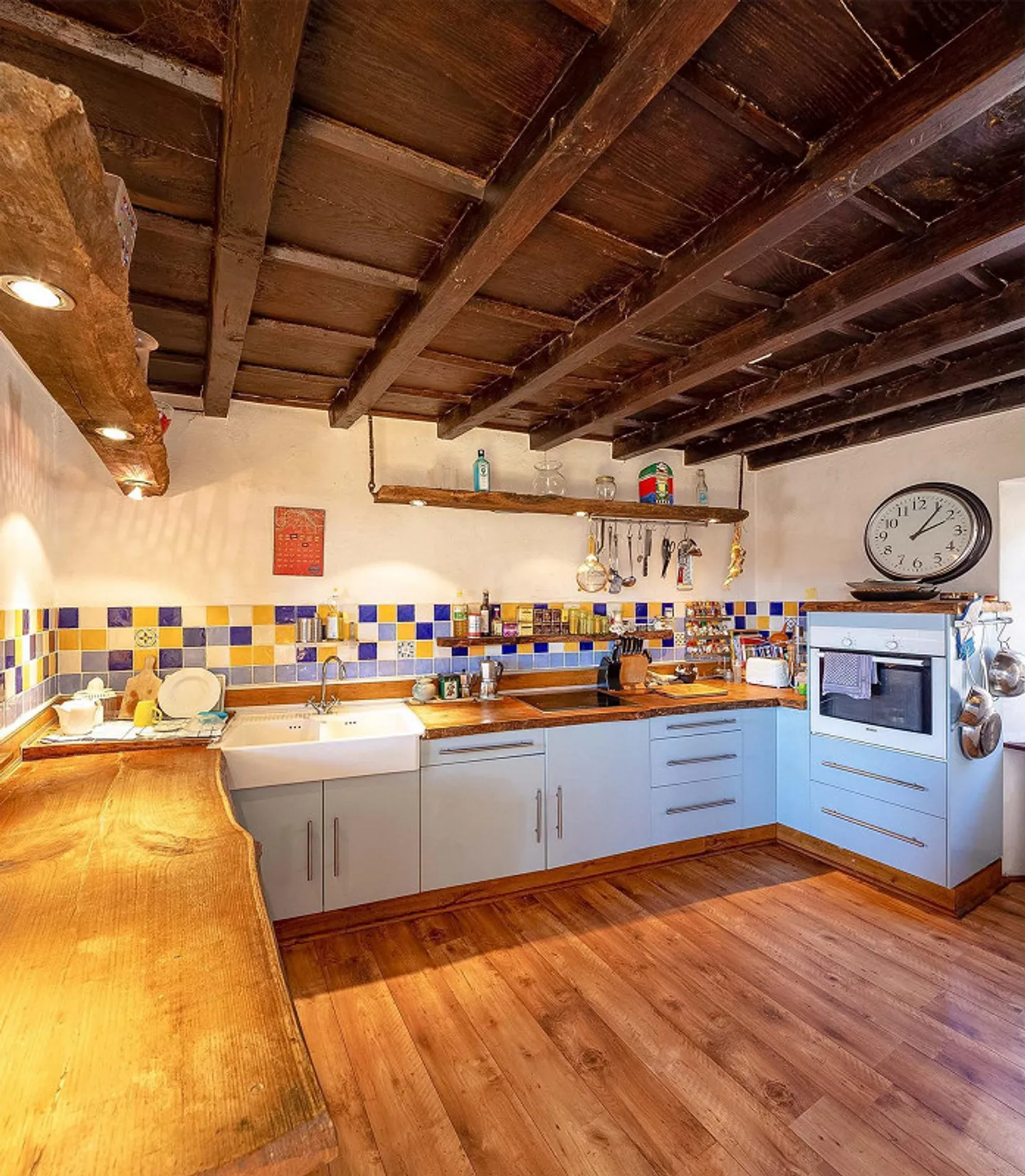 Grande casa familiare ad Astano - Foto 4 di 14