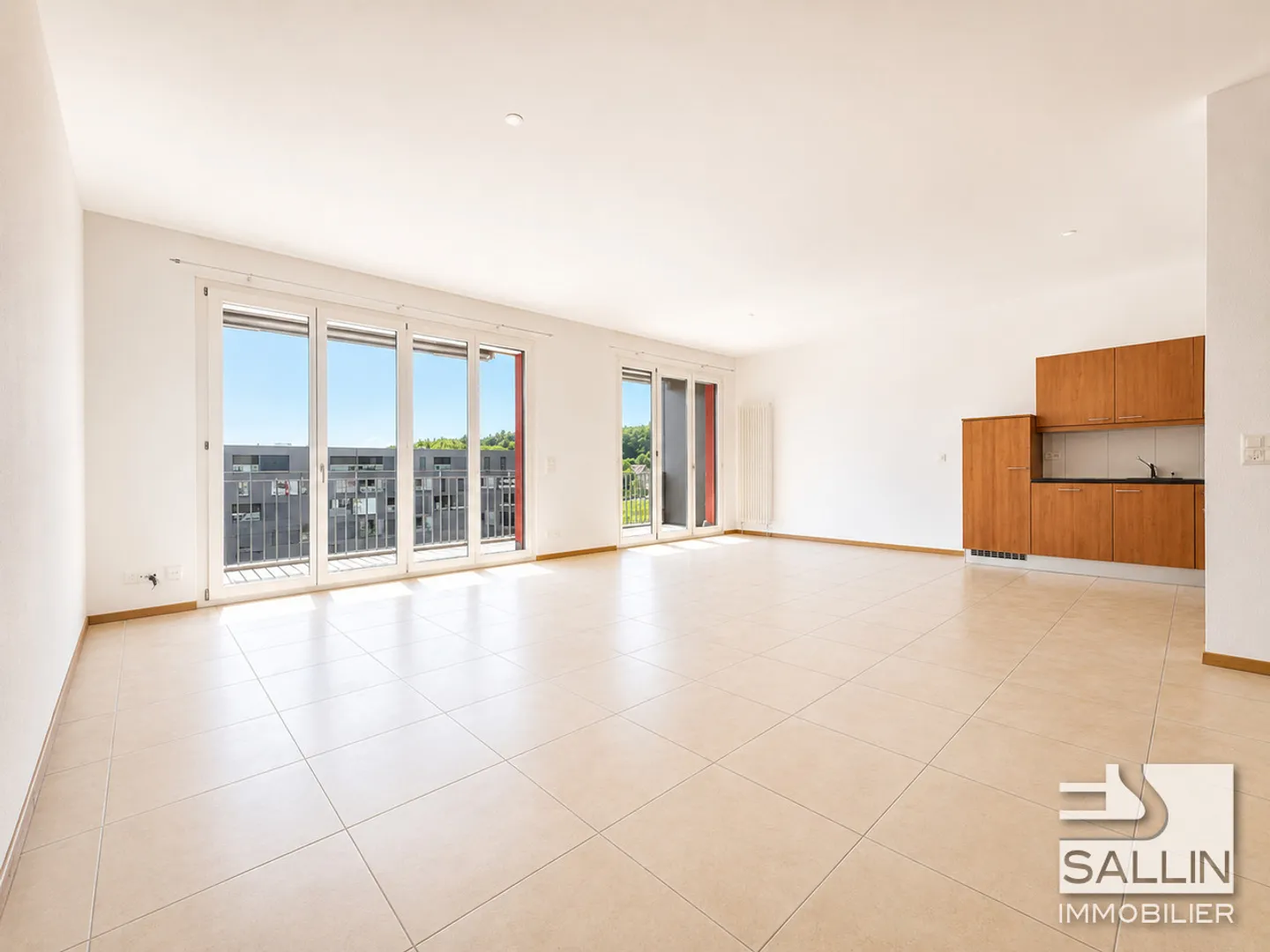 Appartamento luminoso 4½ locali con balcone nel quartiere Cormanon - Foto 1 di 9