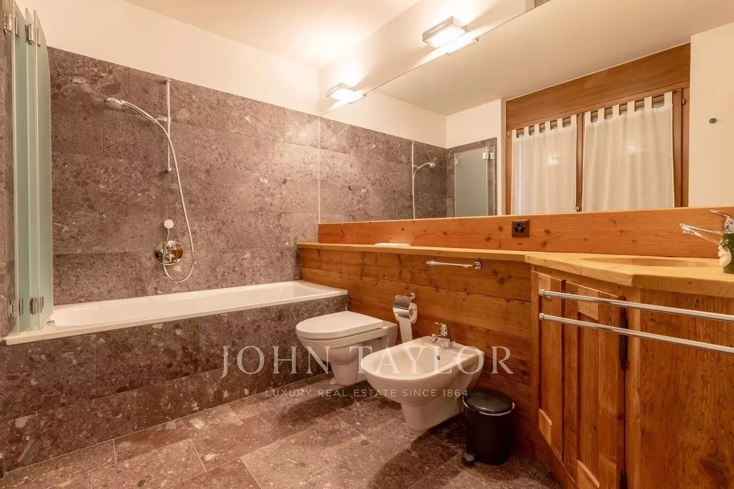 Luxus-Duplex in Crans-Montana - Foto 7 von 13