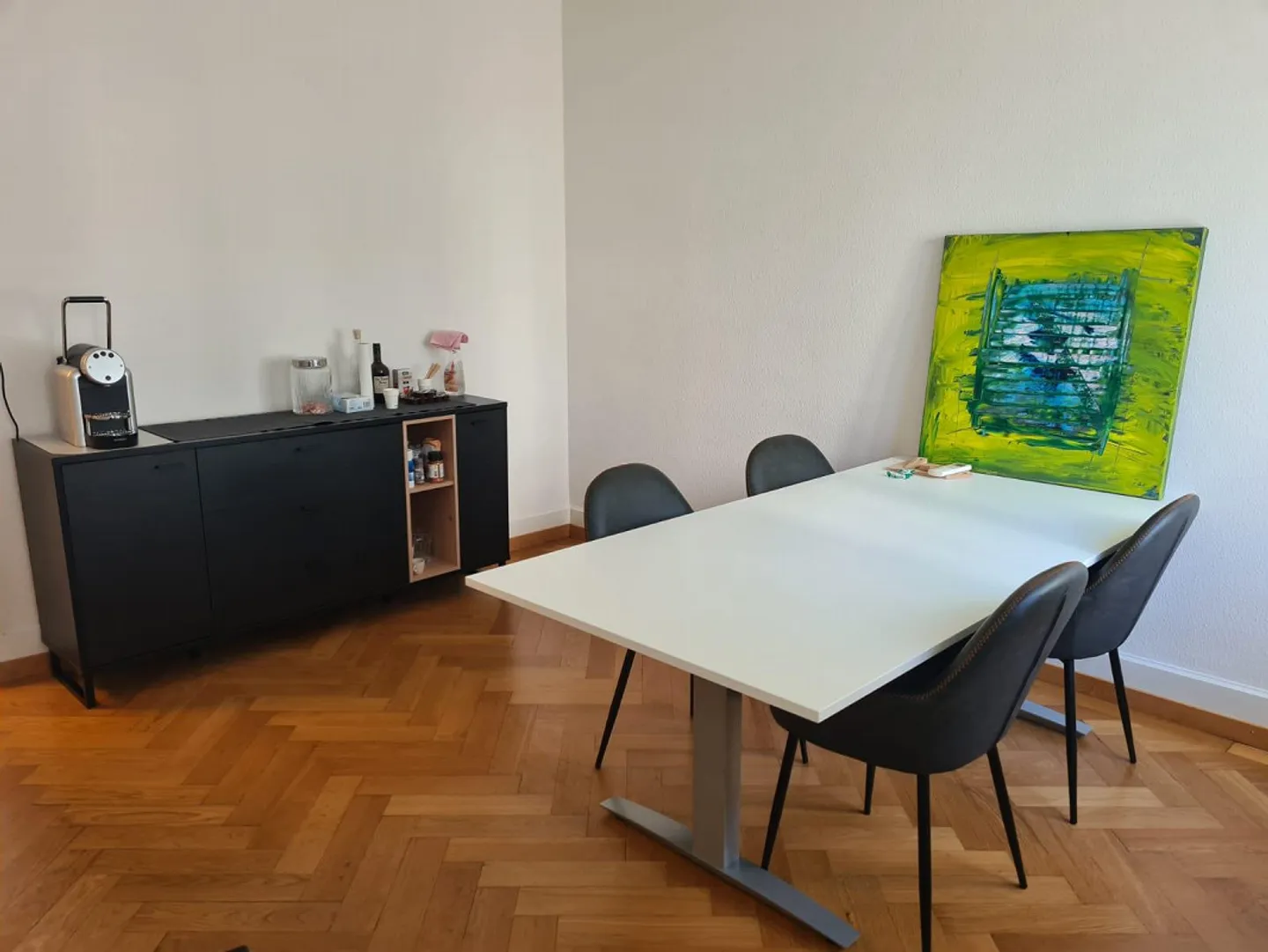 Bright Office Spaces in the Center of ZUG - Photo 2 of 10