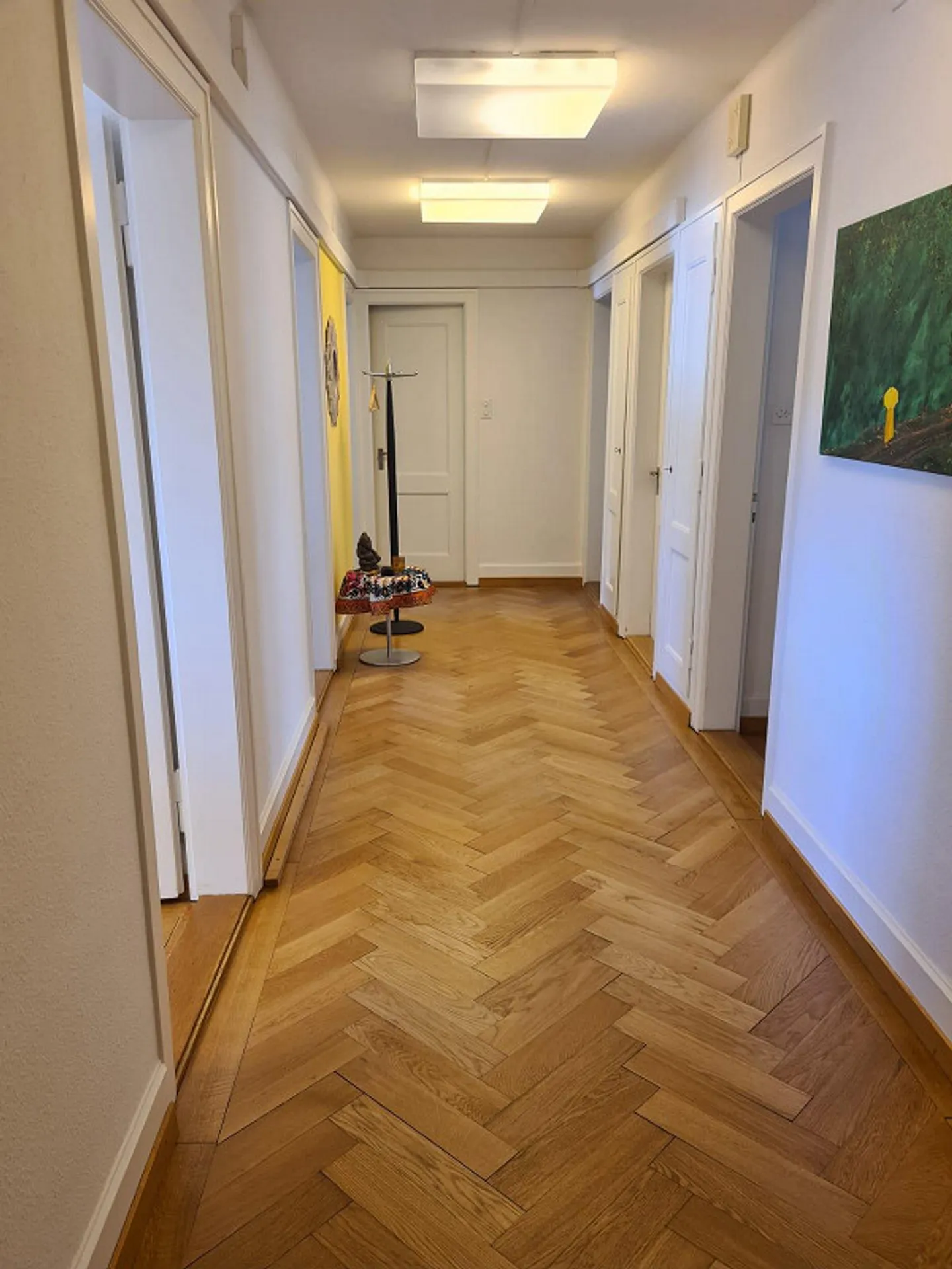 Bright Office Spaces in the Center of ZUG - Photo 6 of 10