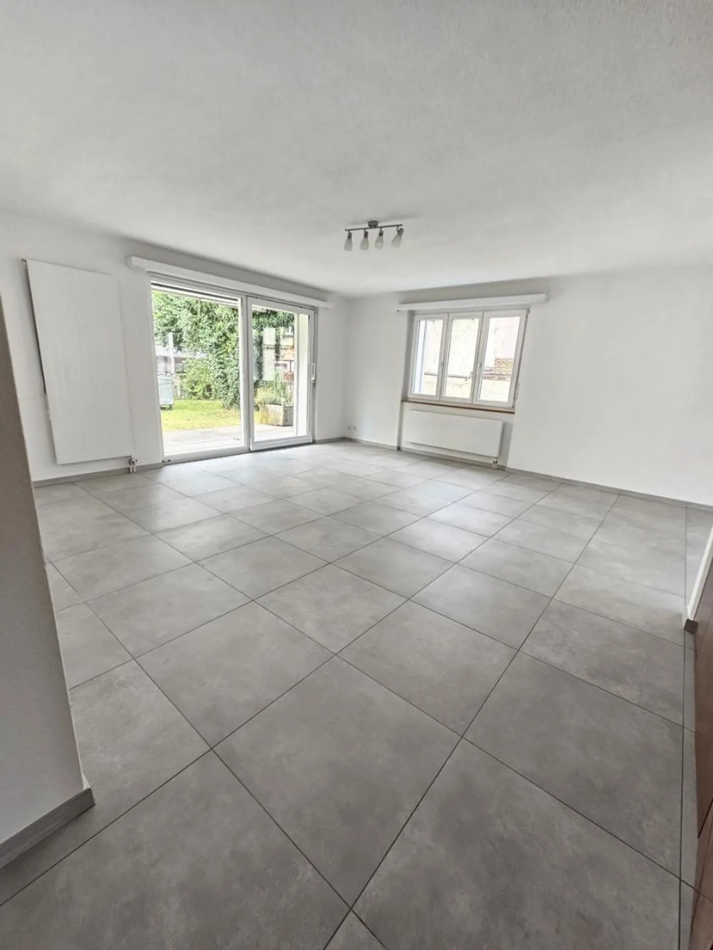 Centro del villaggio - 3 camere con terrazza al piano terra - Foto 4 di 9