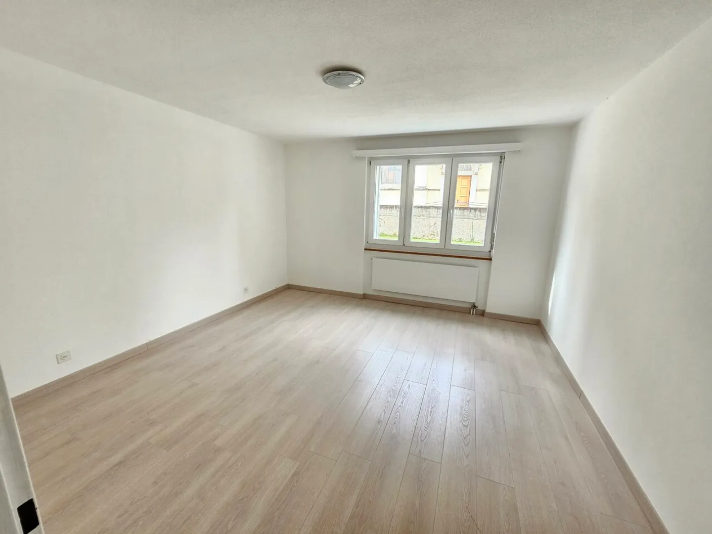 Centro del villaggio - 3 camere con terrazza al piano terra - Foto 5 di 9