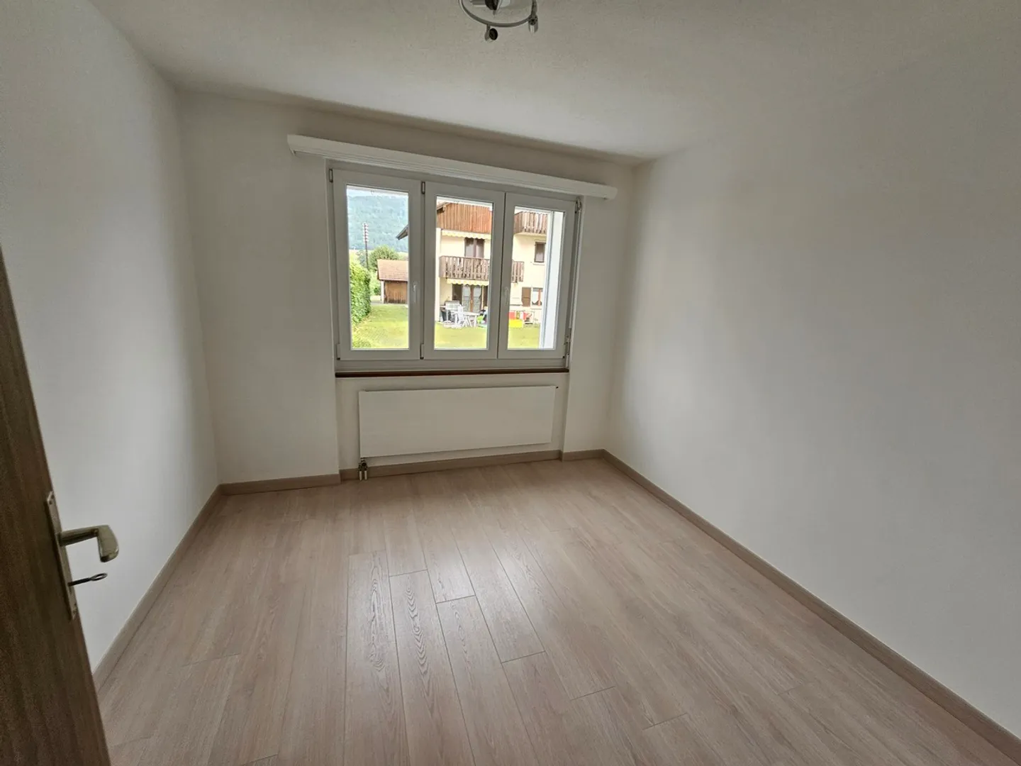 Centro del villaggio - 3 camere con terrazza al piano terra - Foto 6 di 9